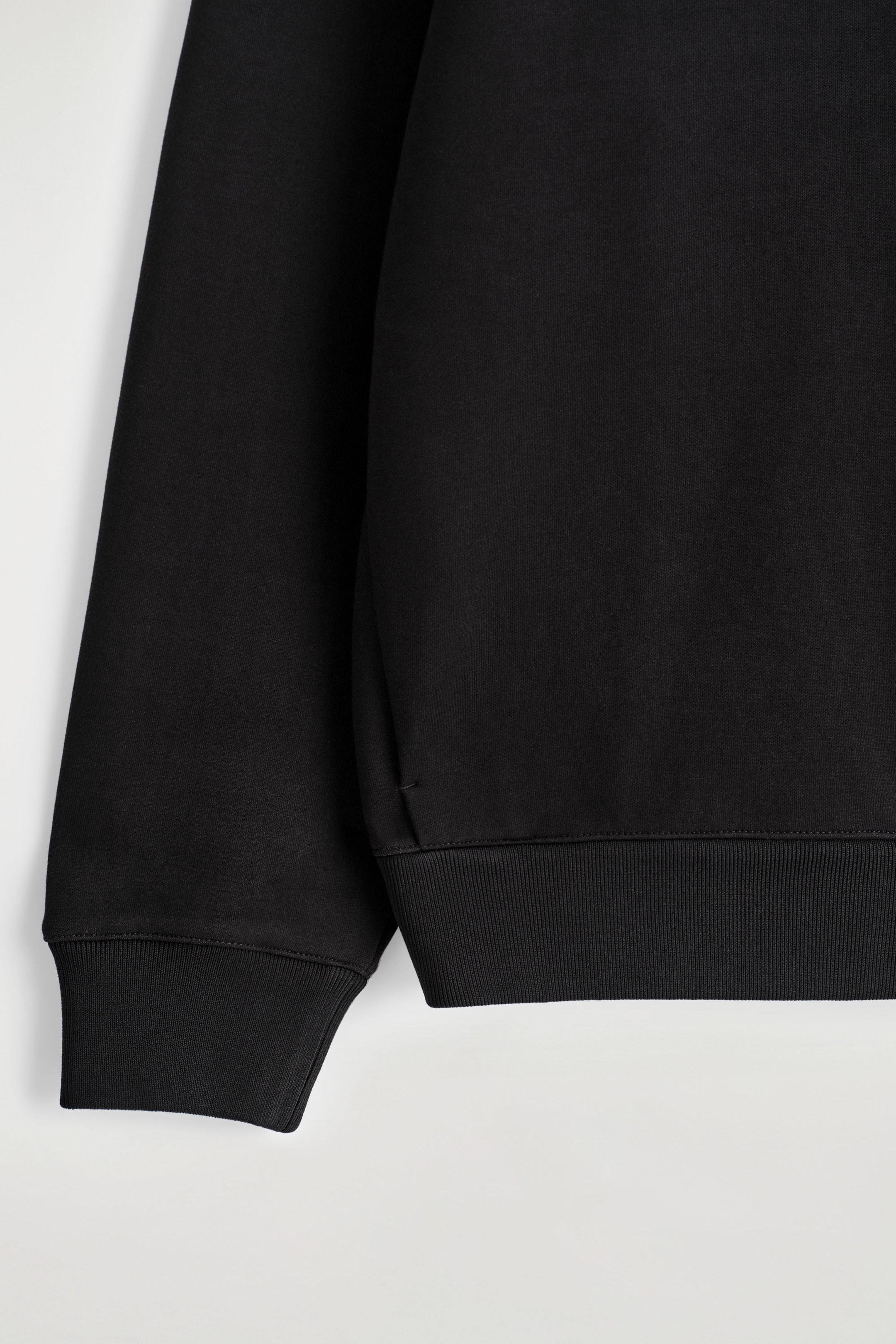 StillMedia/DescriptiveDetail