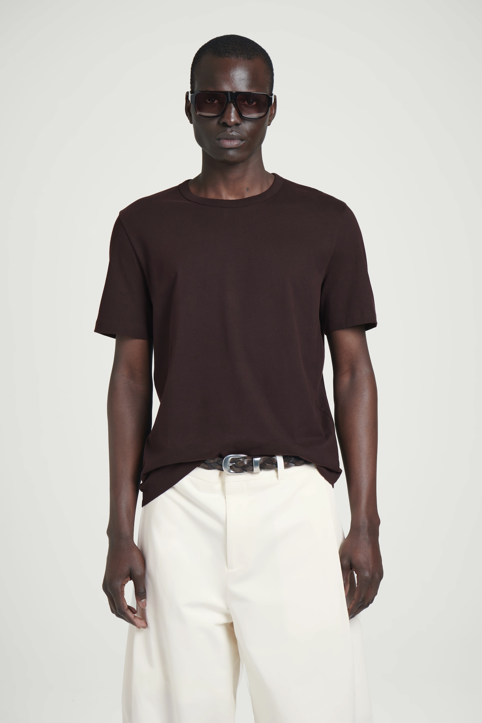 T-SHIRT EN COTON BROSSÉ - BRUN FONCÉ/BEIGE/BLEU MARINE/TAUPE/BORDEAUX/TAUPE FONCÉ/BLANC