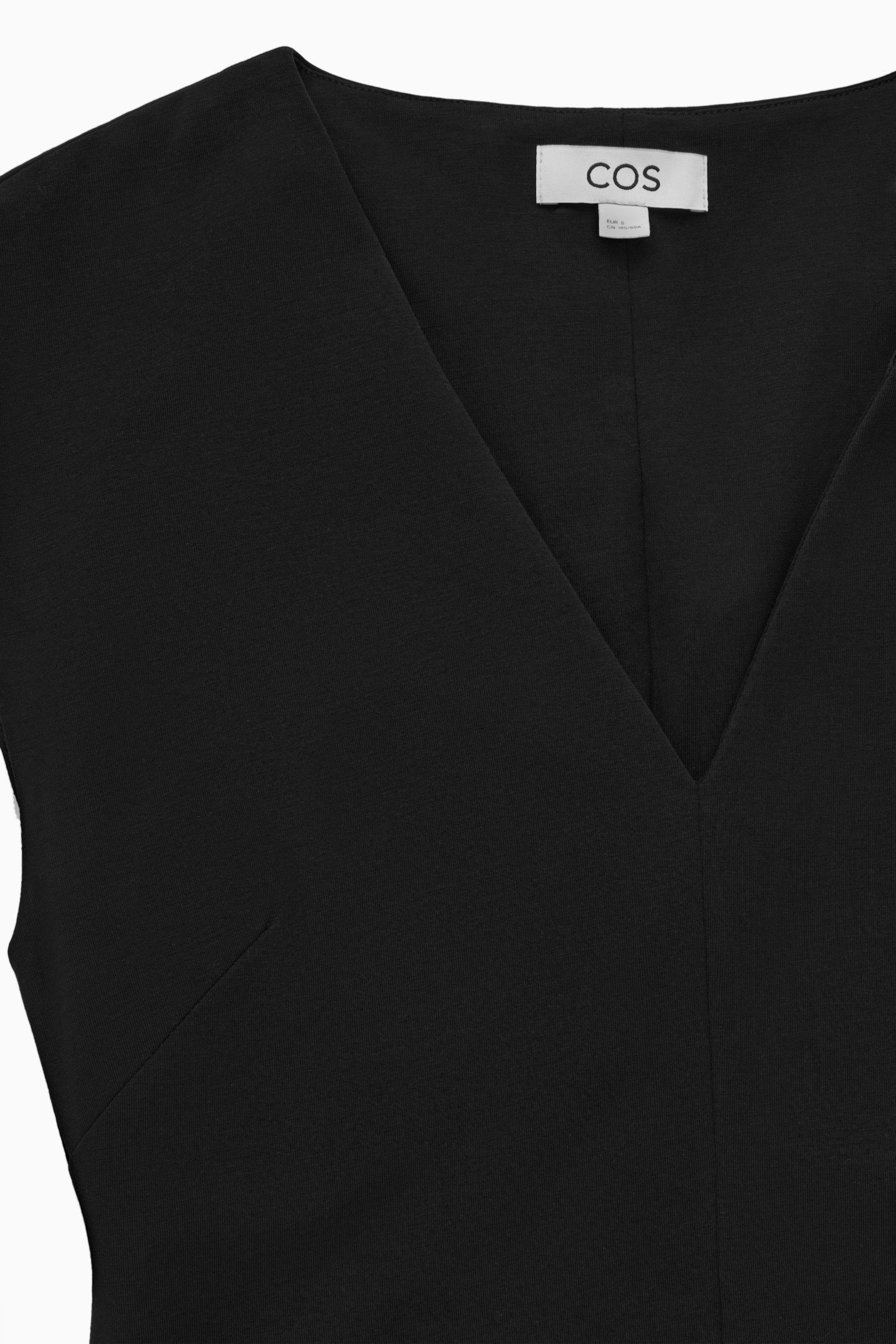 StillMedia/DescriptiveDetail