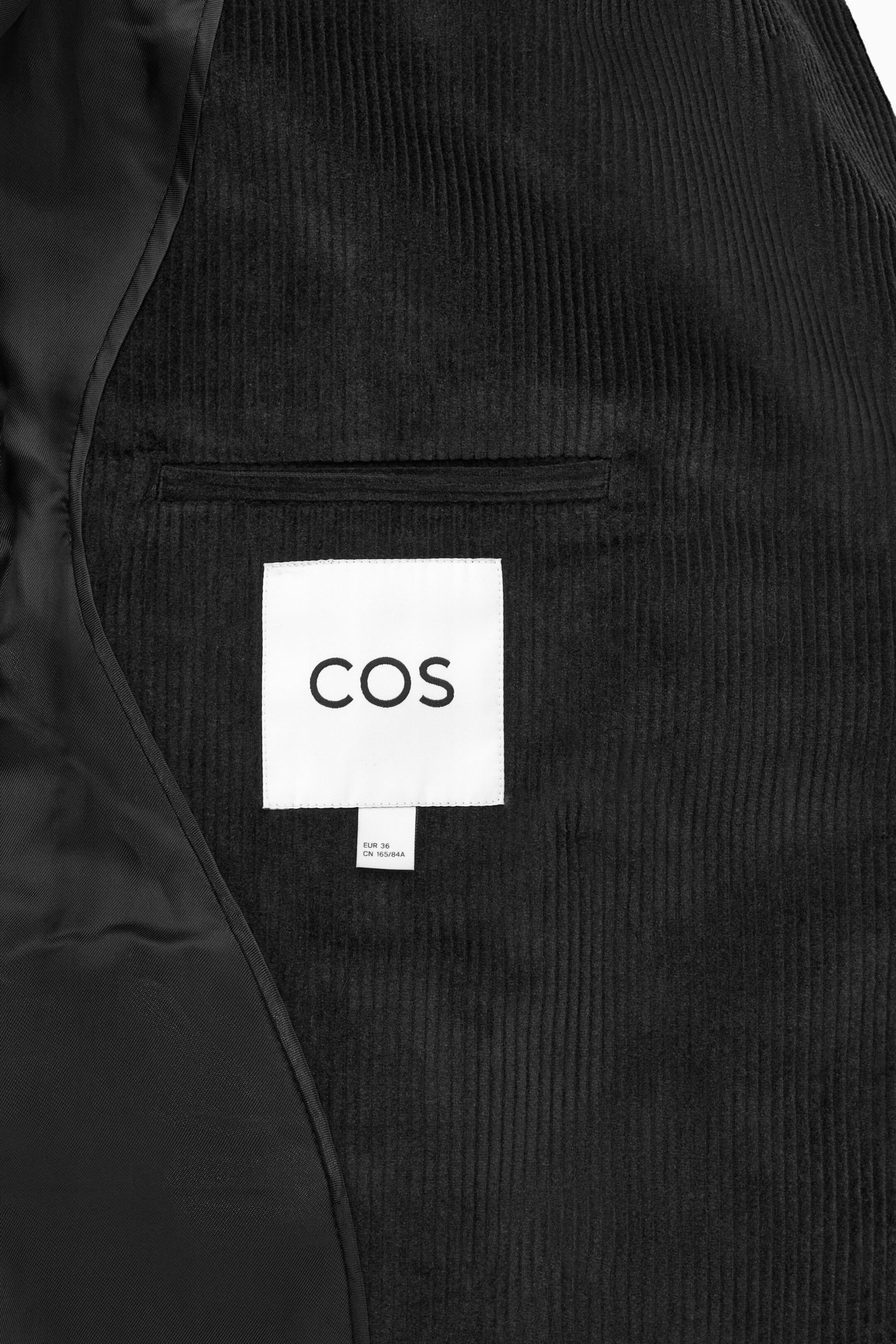 StillMedia/DescriptiveDetail