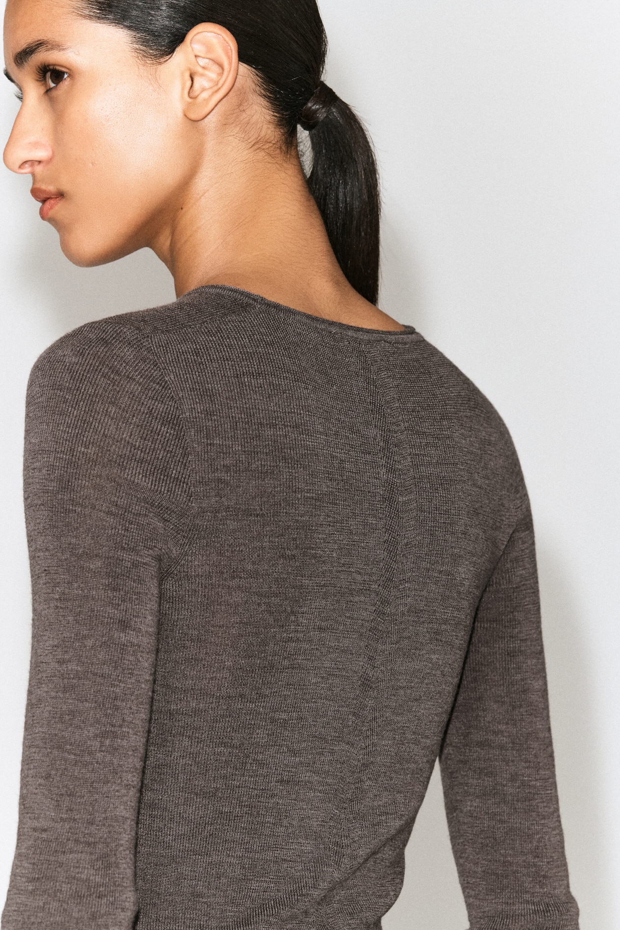 SEAMLESS MERINO WOOL LONG-SLEEVED TOP — BROWN MÉLANGE