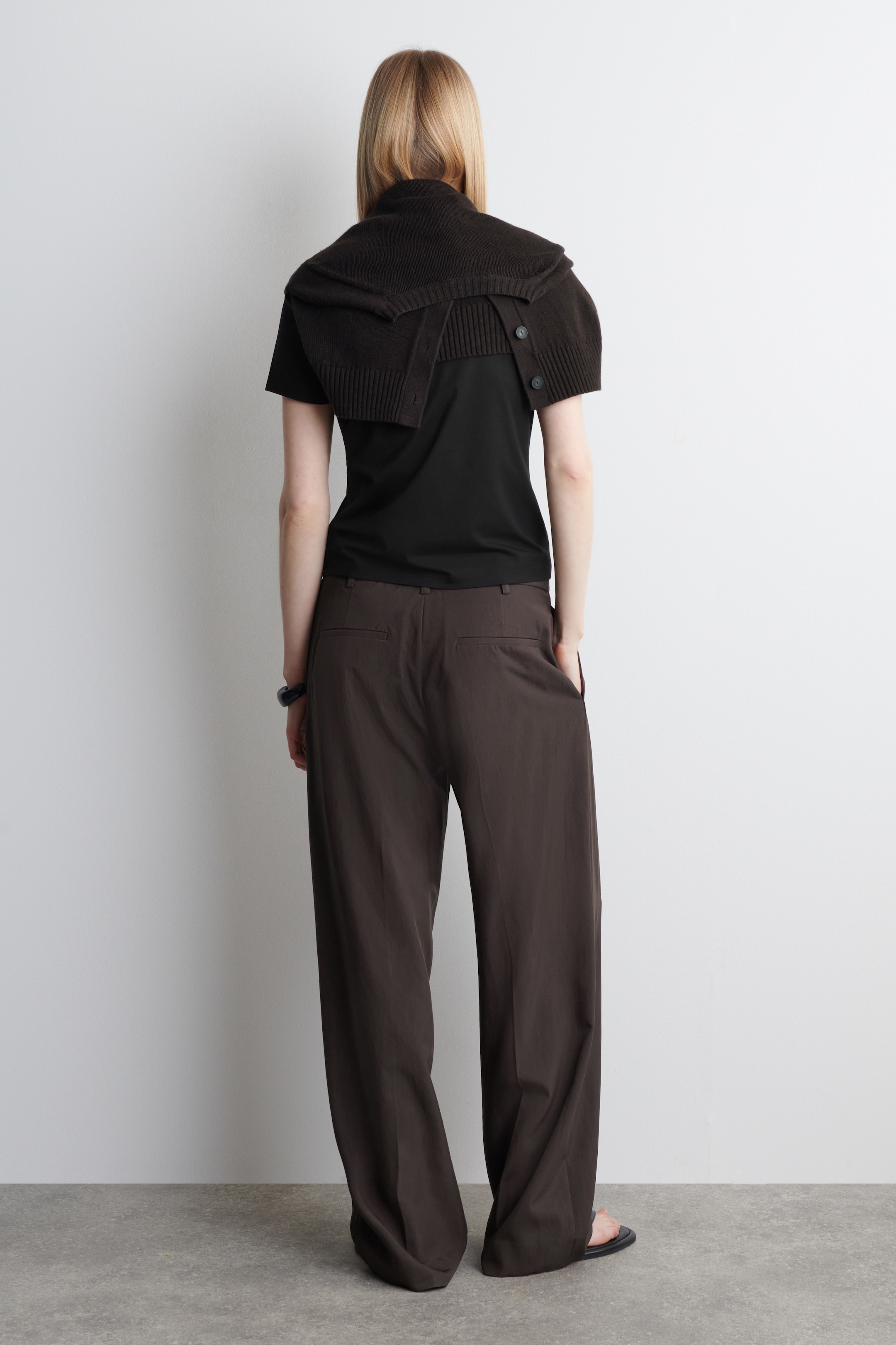 View larger image: FLUID DRAWSTRING TROUSERS - BROWN - Ladies | H&M GB 3