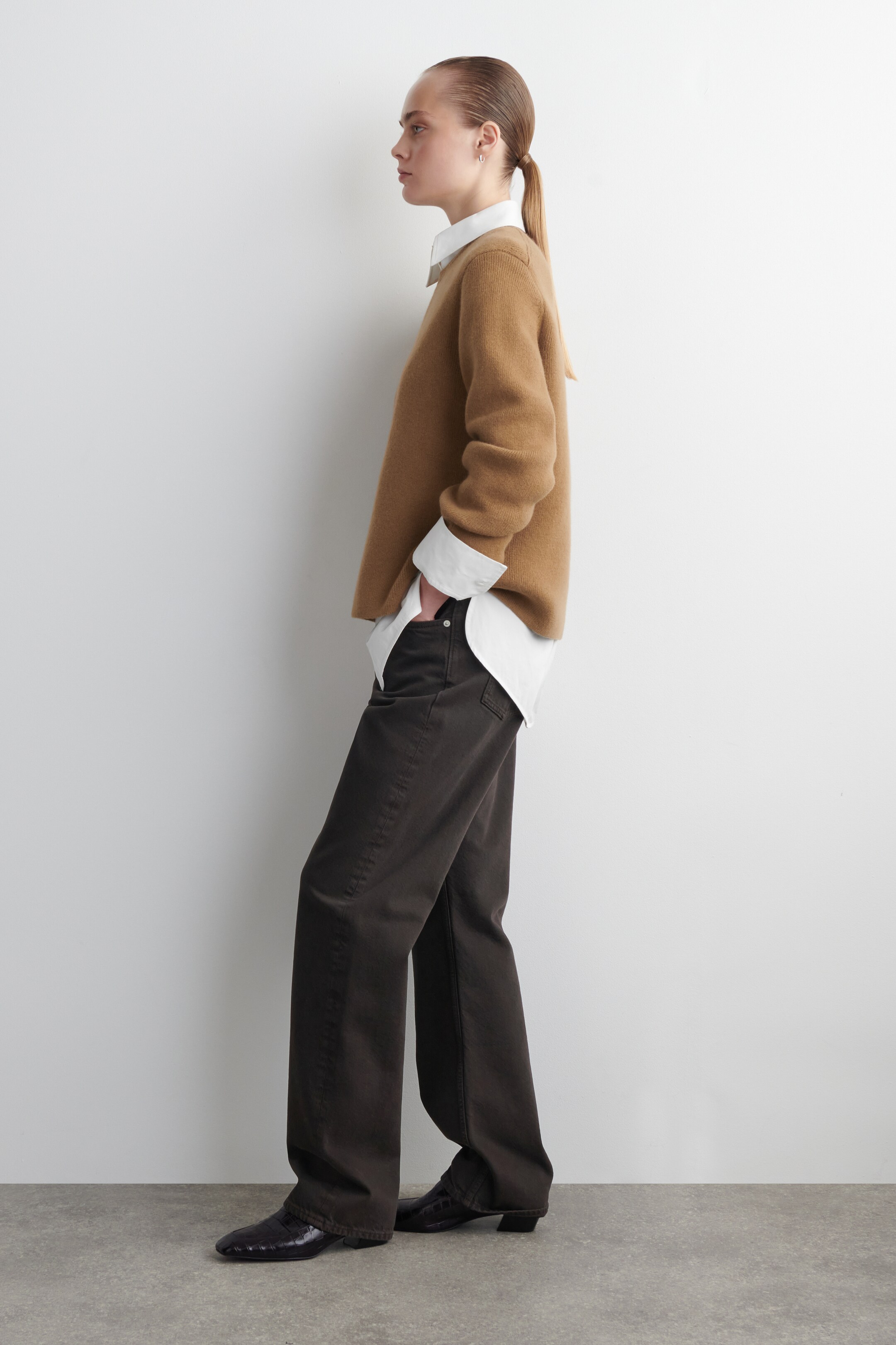 Agrandir l'image: PULL À COL ROND EN LAINE MÉRINOS - BRUN - FEMME | H&M FR 3