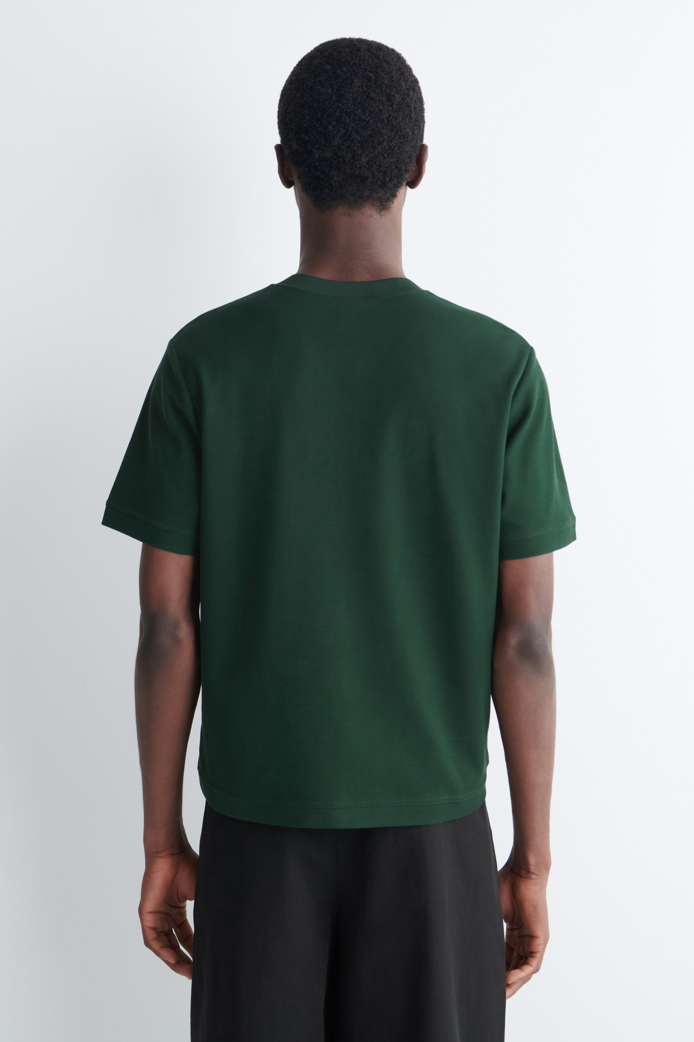 CONTRAST-TIPPED COTTON-PIQUÉ HENLEY TOP - FOREST GREEN | COS US