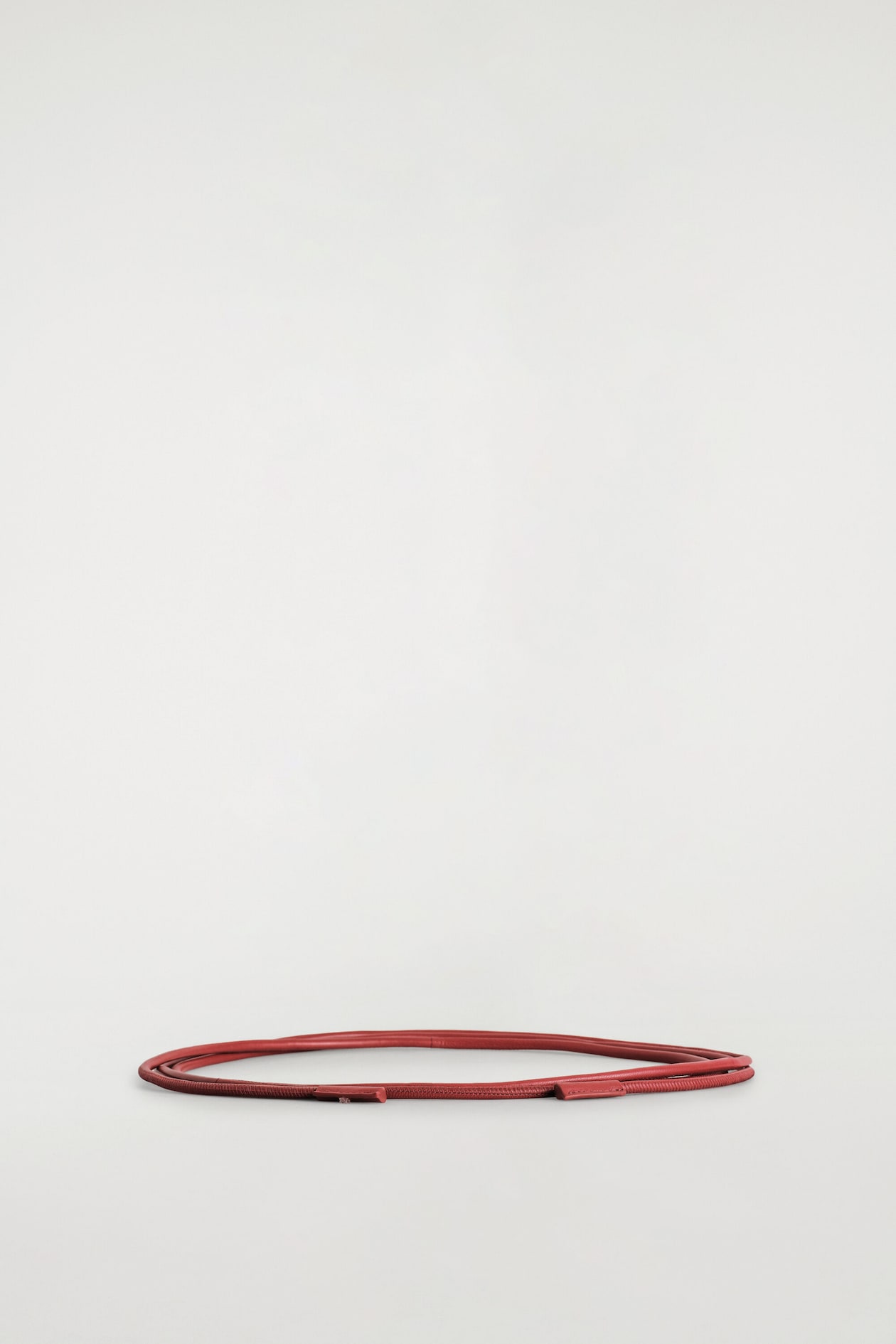 LEATHER ROPE BELT — RED