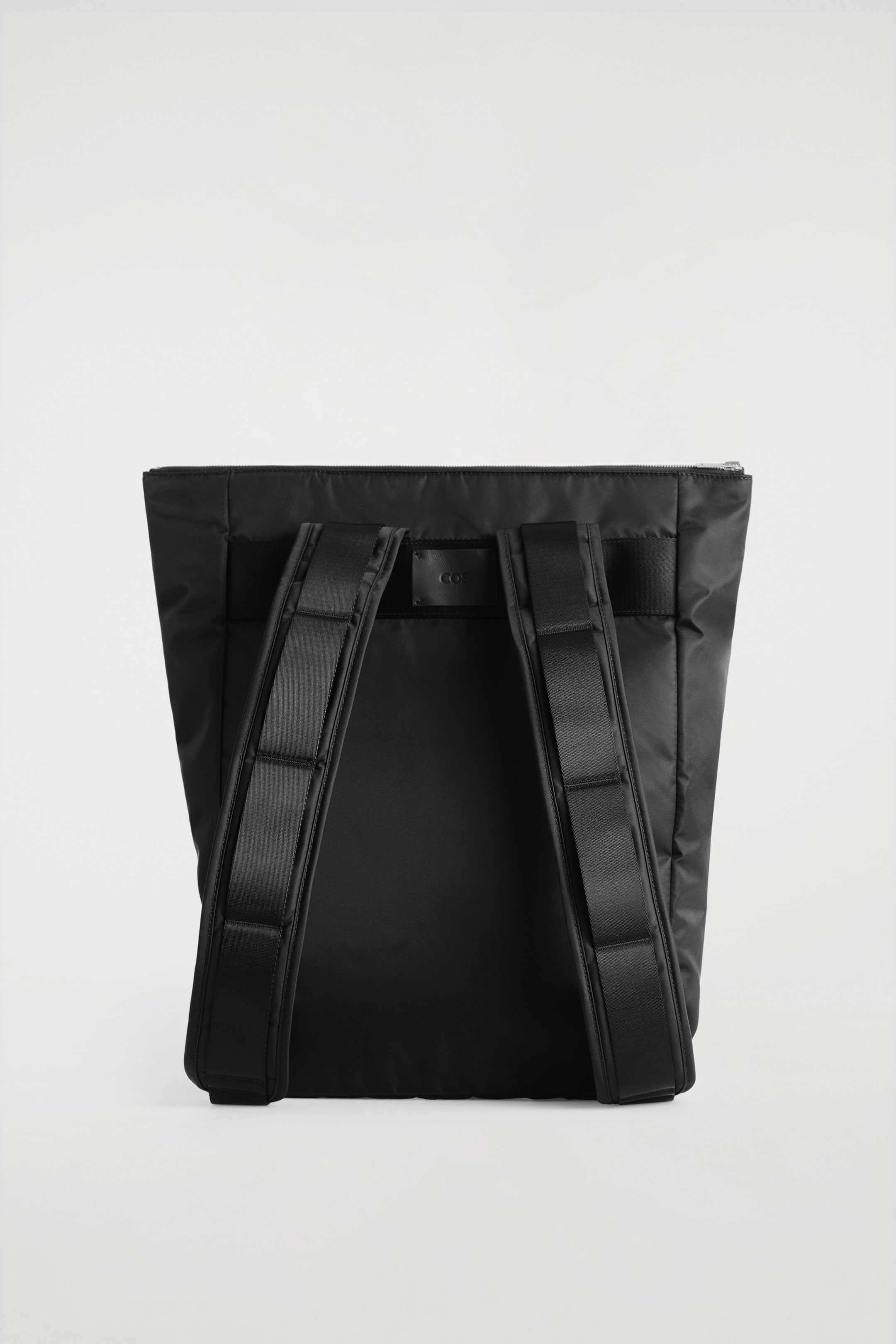 View larger image: PURSUIT BACKPACK - NYLON - BLACK - Men | H&M GB 4