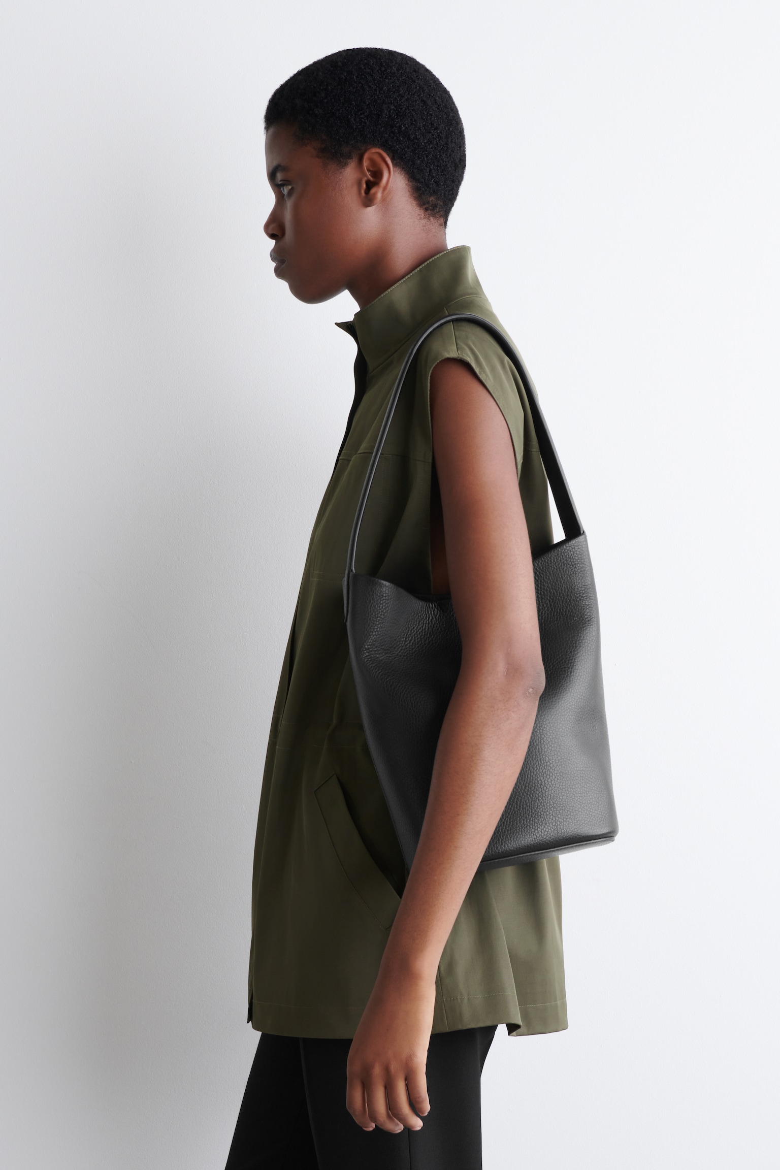 PARADIGM MINI TOTE BAG - LEDER - SCHWARZ
