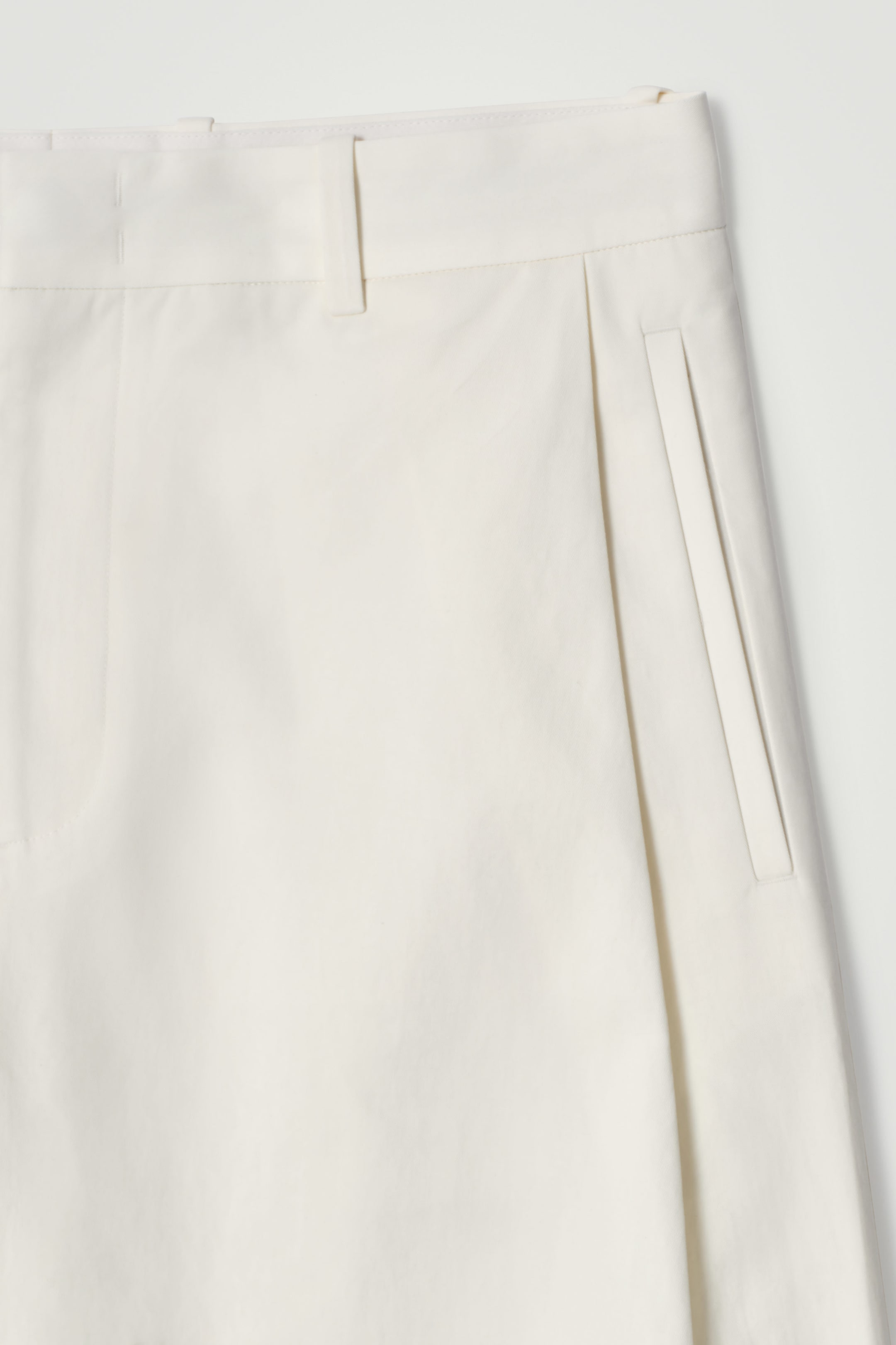 StillMedia/DescriptiveDetail