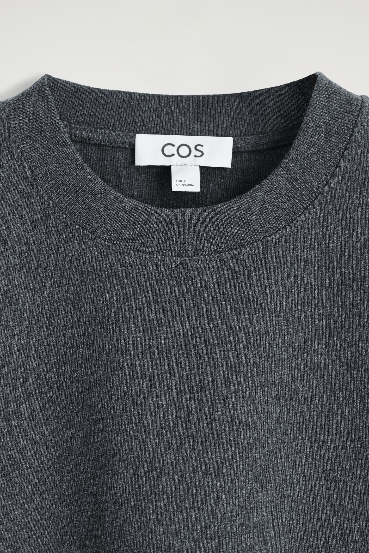 SCHLICHTES T-SHIRT MIT NORMALER PASSFORM - ANTHRAZITGRAU MELIERT/NAVYBLAU/ROSA/NAVYBLAU/GRAU MELIERT/WEISS/SCHWARZ/KHAKI/NAVYBLAU/WEISS/STREIFEN/Schwarz/WEISS/WEISS/BURGUNDERROT/GESTREIFT/WEISS/SCHWARZ/GESTREIFT - 6