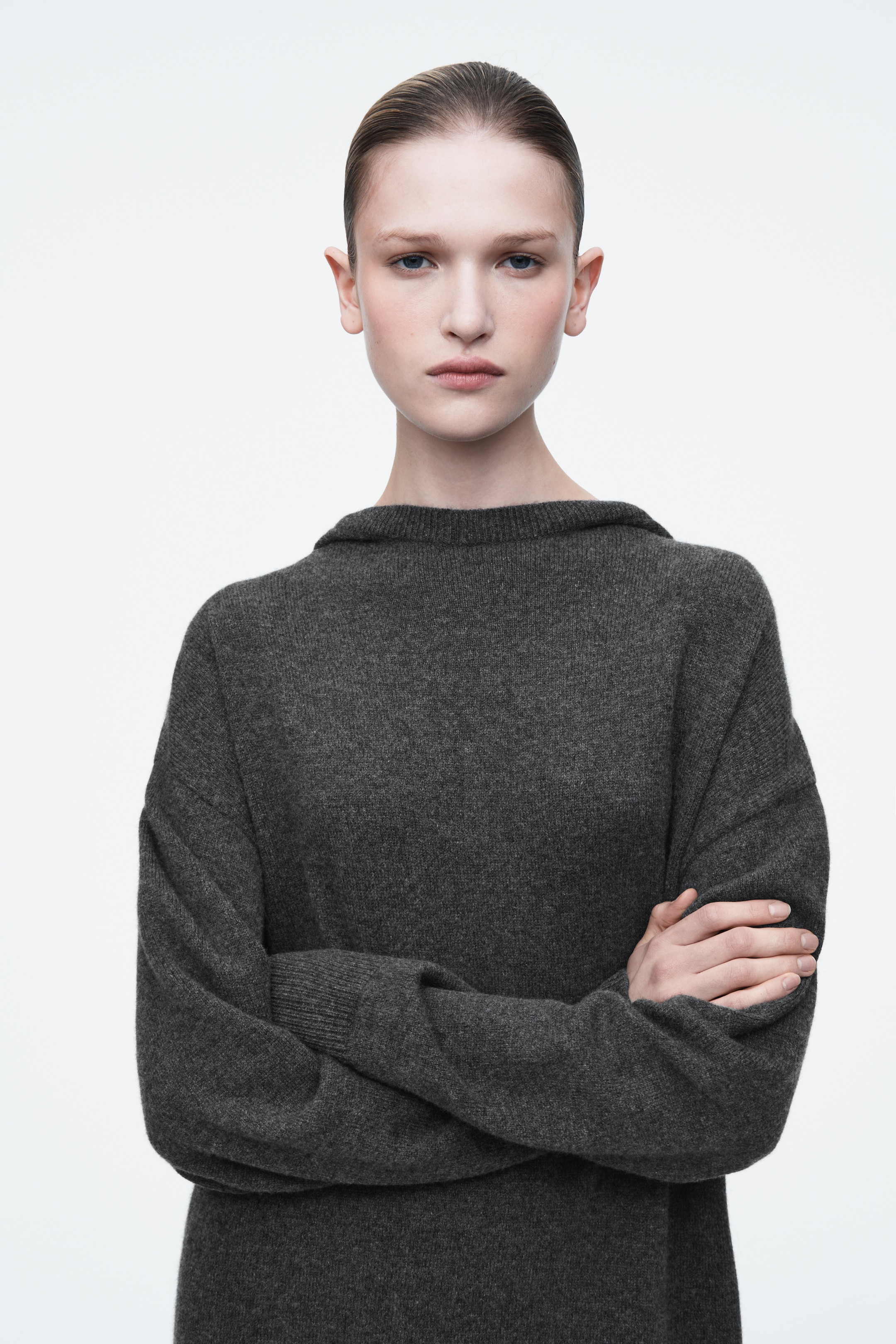 Grösseres Bild ansehen: MAXIKLEID AUS MERINOWOLLE MIT KAPUZE - Dunkelgrau - DAMEN | H&M CH 4