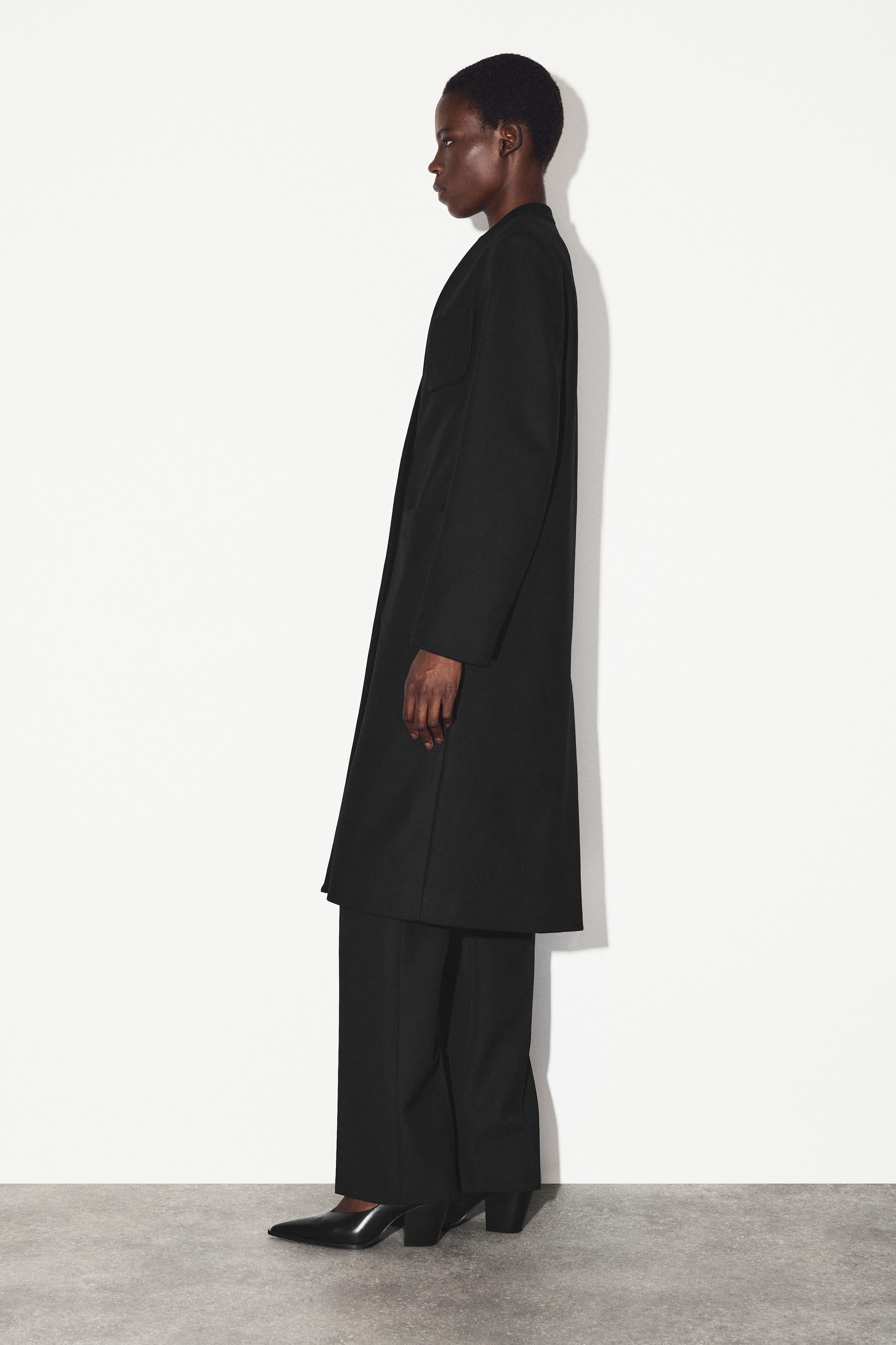 COLLARLESS WOOL-CASHMERE COAT