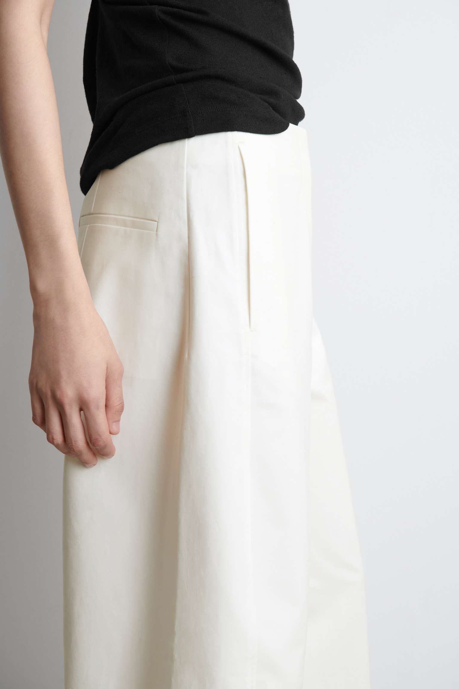 PANTALON BARREL COURT EN COTON - BLANC/BRUN - 3