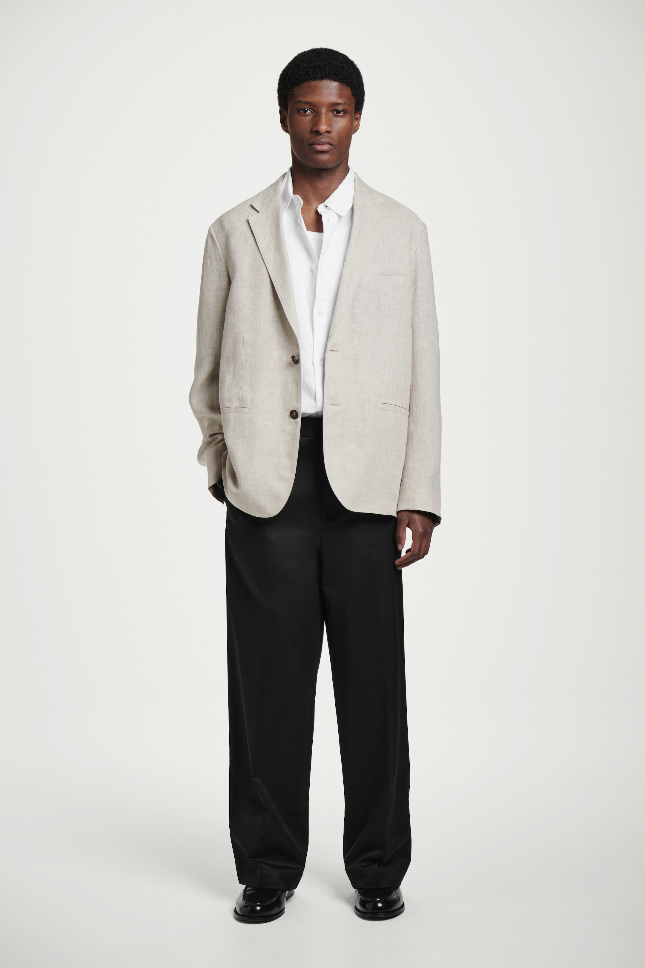 Ingrandisci l'immagine: RELAXED LINEN SHIRT - WHITE - UOMO | H&M CH 2