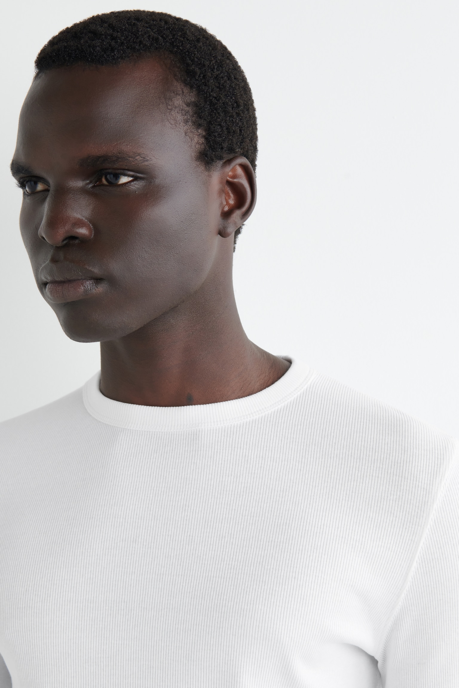 SLIM RIBBED COTTON LONG-SLEEVED T-SHIRT - WHITE/BLACK - 4