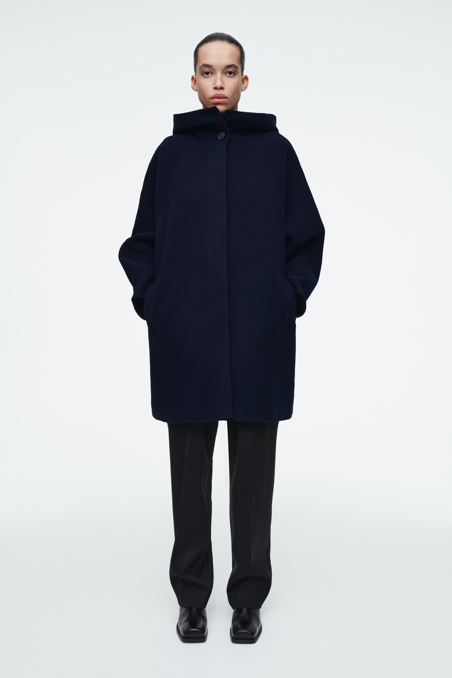 ABRIGO DE LANA OVERSIZE DE DOBLE FAZ - AZUL MARINO