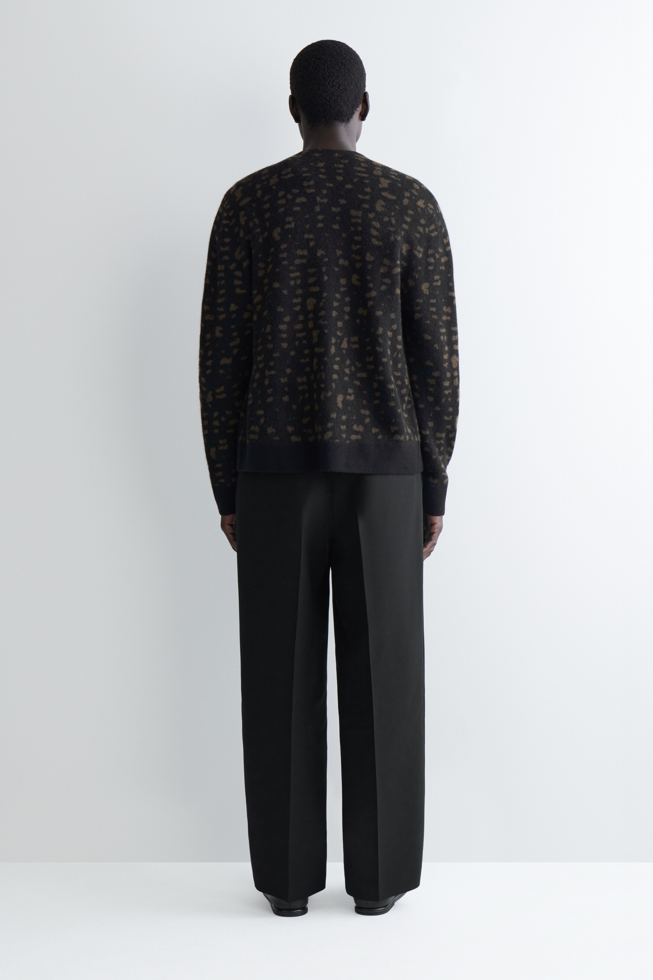 Agrandir l'image: CARDIGAN EN MAILLE GÉOMÉTRIQUE DE LAINE-ALPAGA - BRUN / MOTIF GÉOMÉTRIQUE - HOMME | H&M CH 3