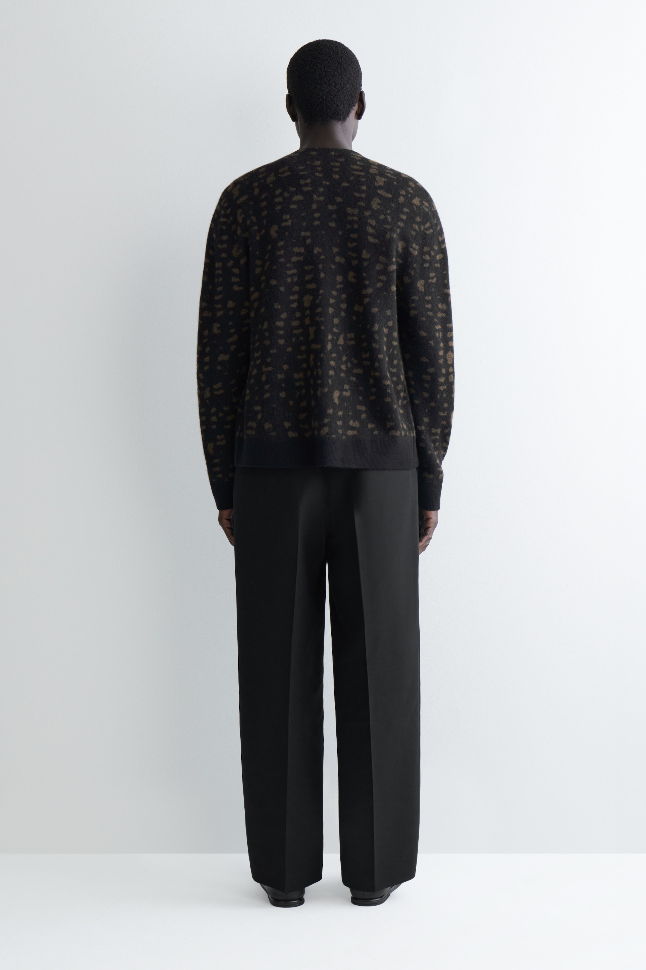 Se større billede: Geometrisk cardigan i uld og alpaka - BRUN / GEOMETRISK - HERRE | H&M DK 4