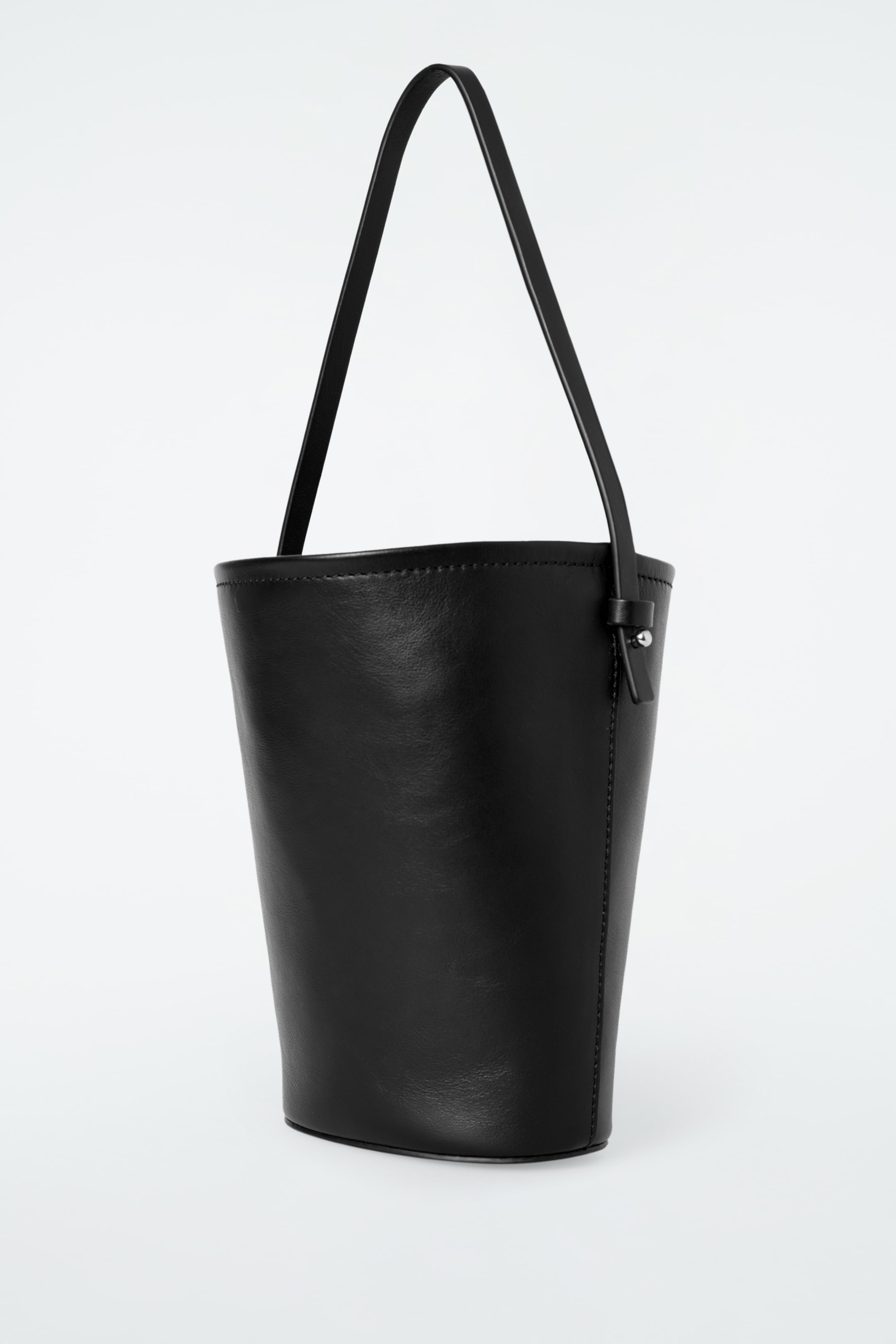 Visualizza immagine più grande: BORSA A SECCHIELLO MINI IN PELLE - NERO - DONNA | H&M IT 4