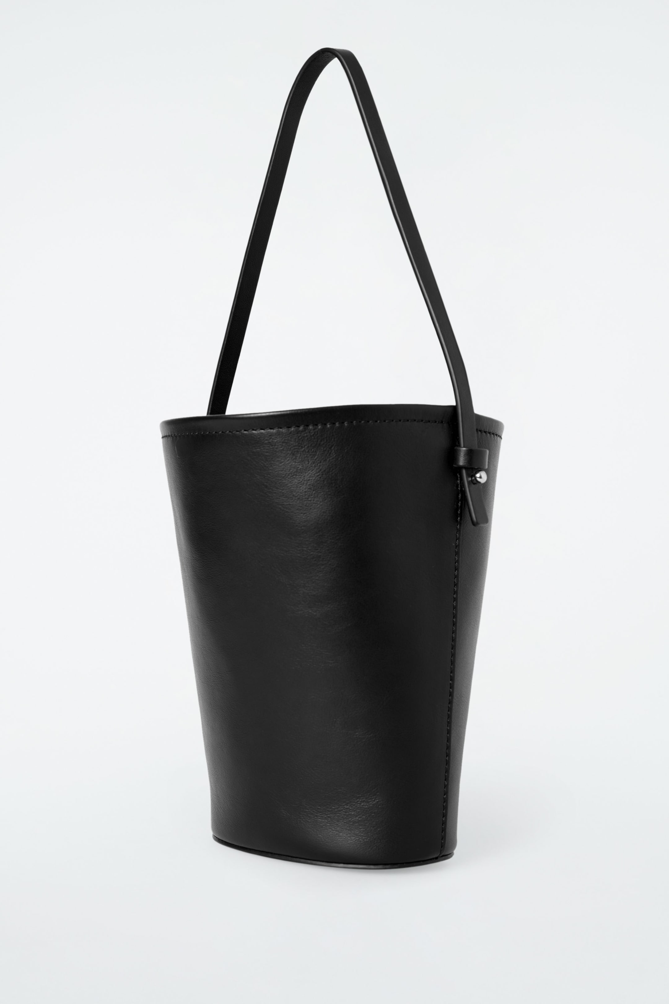 MINI BUCKET BAG - LEATHER