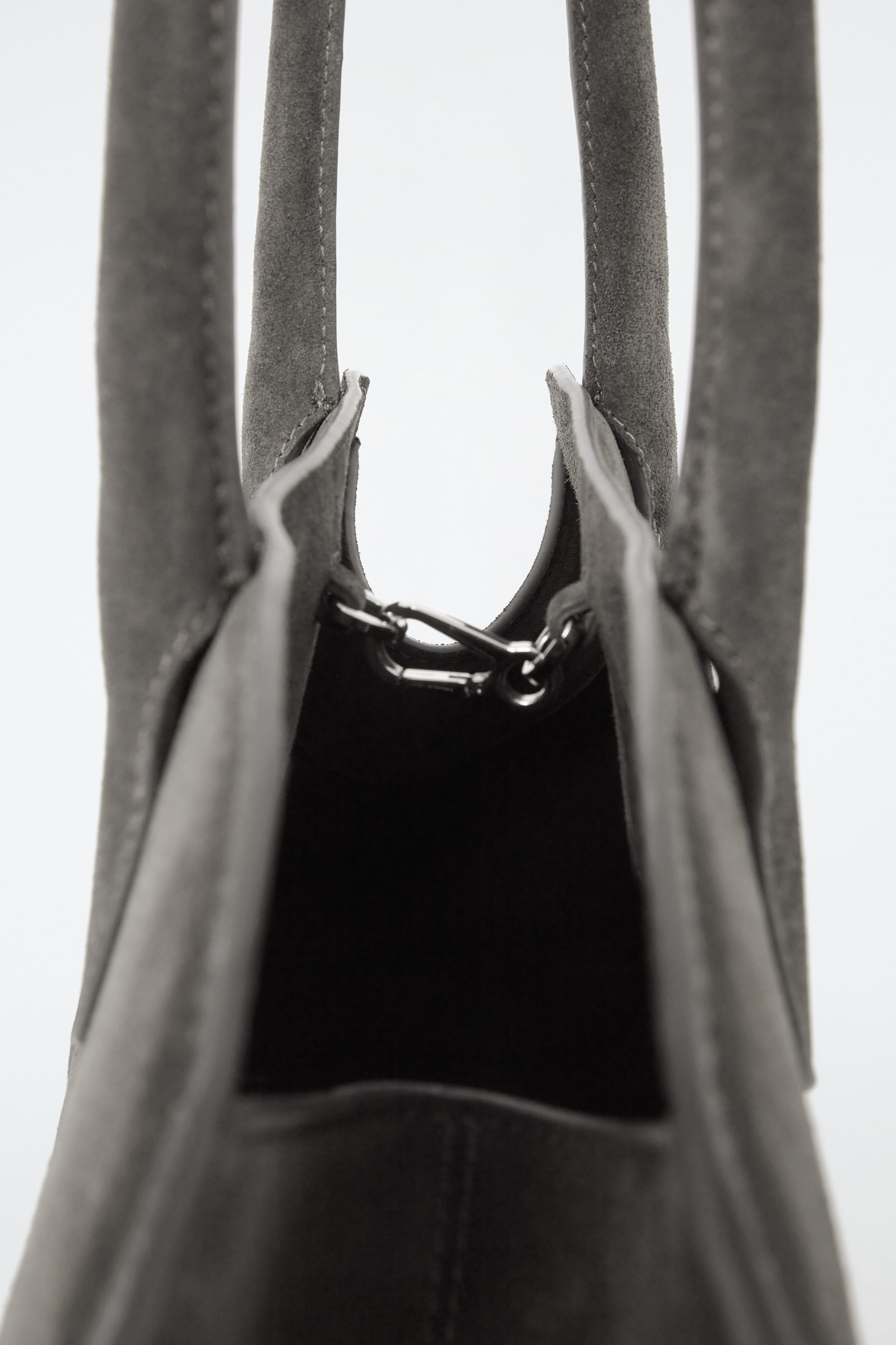 SMALL STUDIO BOWLING BAG - LEATHER - GRAY | COS