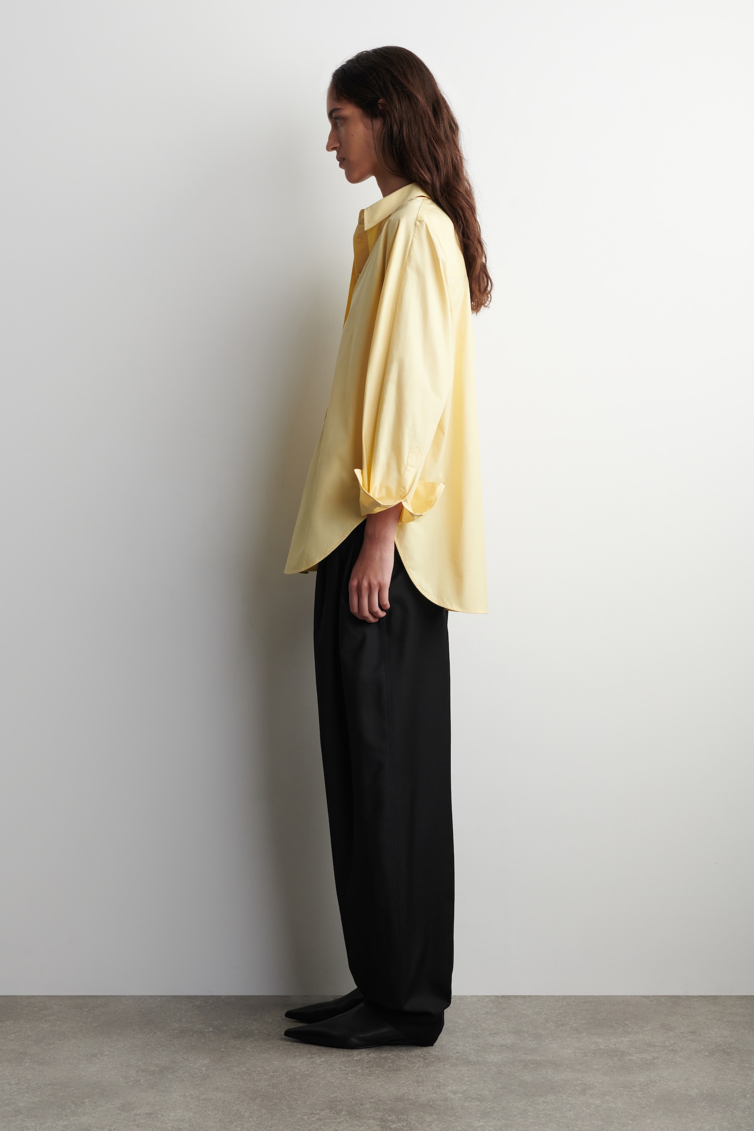 BAWEŁNIANA KOSZULA O LUŹNYM KROJU - ŻÓŁTY/BIAŁY - 4