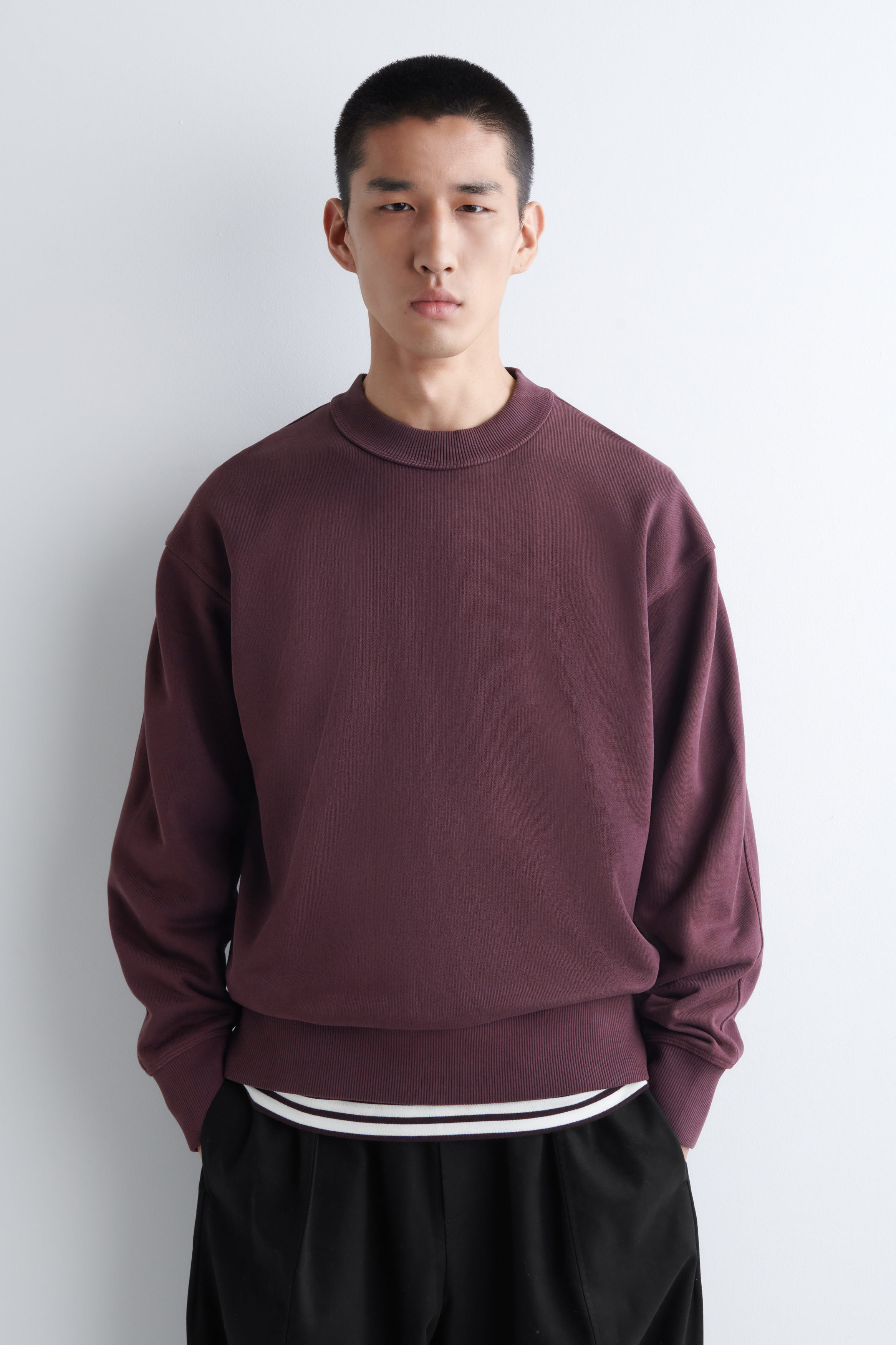 RELAXED WASHED-COTTON SWEATSHIRT