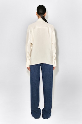 STUD-DETAIL MOCK-NECK BLOUSE — CAPPUCCINO 5