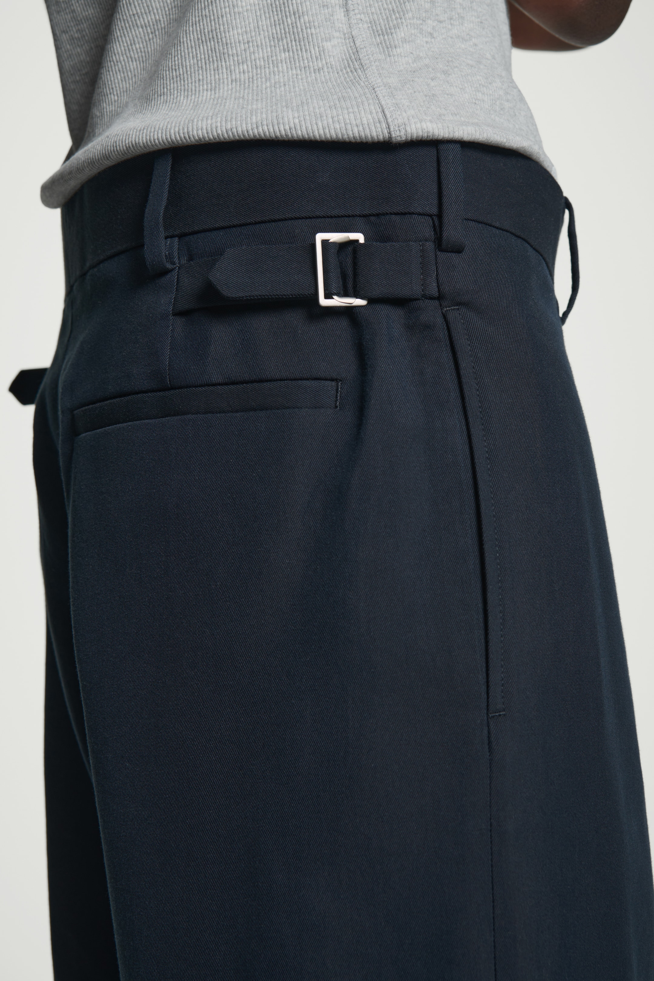 Agrandir l'image: PANTALON DE COSTUME DROIT DÉCONTRACTÉ - BLEU MARINE - HOMME | H&M FR 5