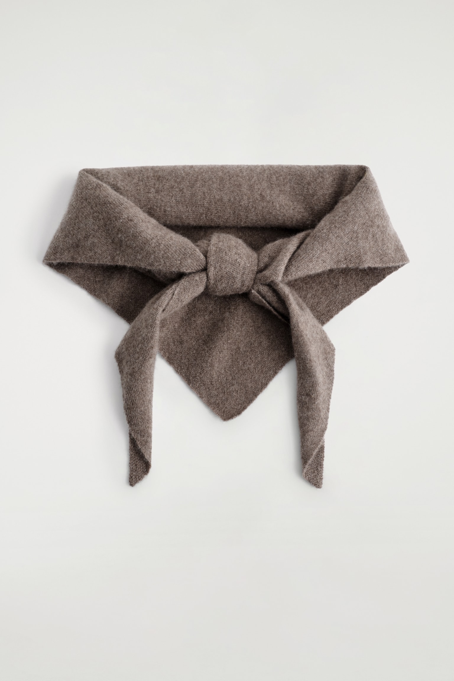 CASHMERE TRIANGLE SCARF - LIGHT BROWN/BLACK - 2