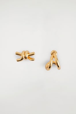 MISMATCHED KNOTTED EARRINGS — GOLD 5