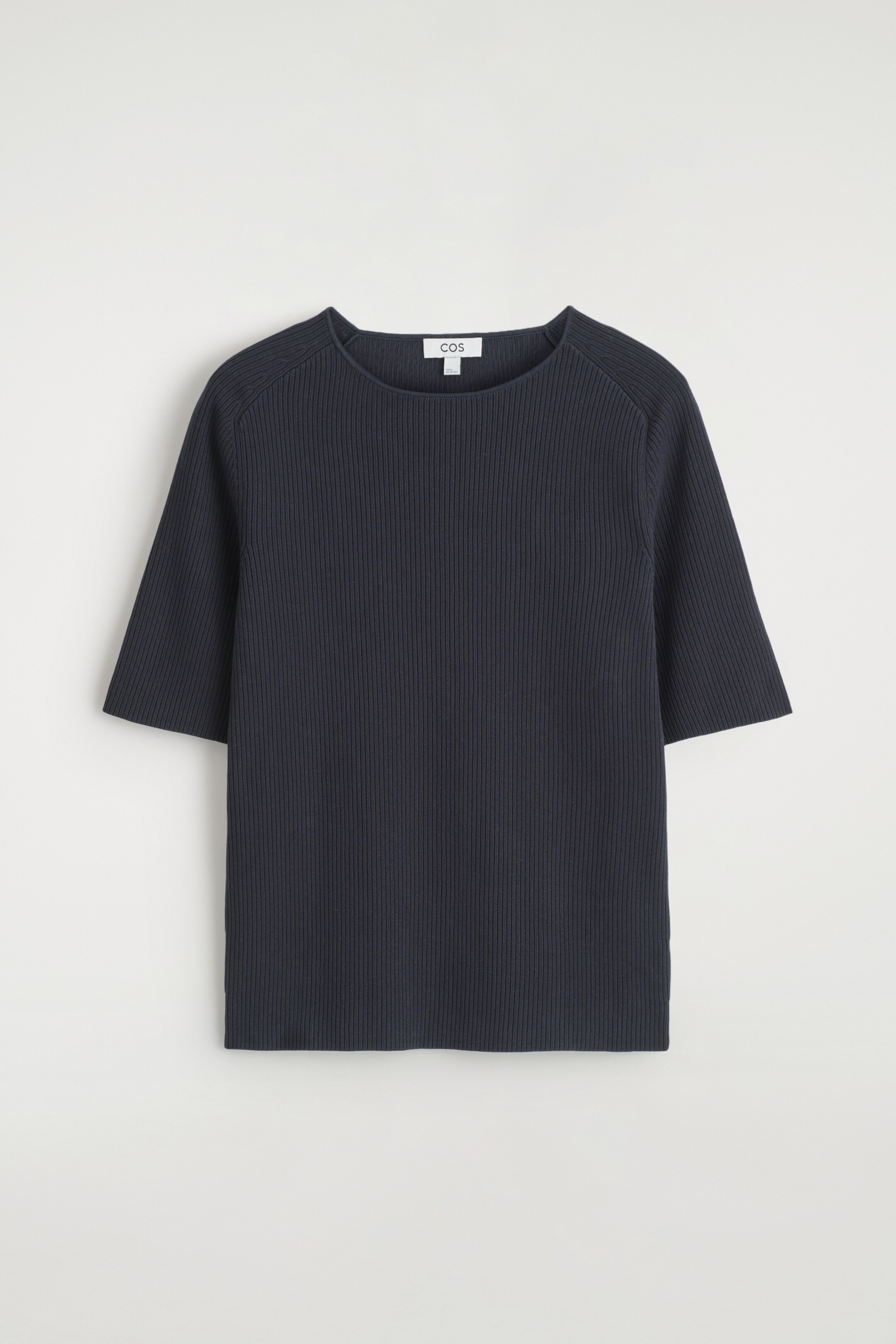 Agrandir l'image: T-SHIRT À COL BATEAU EN MAILLE CÔTELÉE - BLEU MARINE - HOMME | H&M CH 6