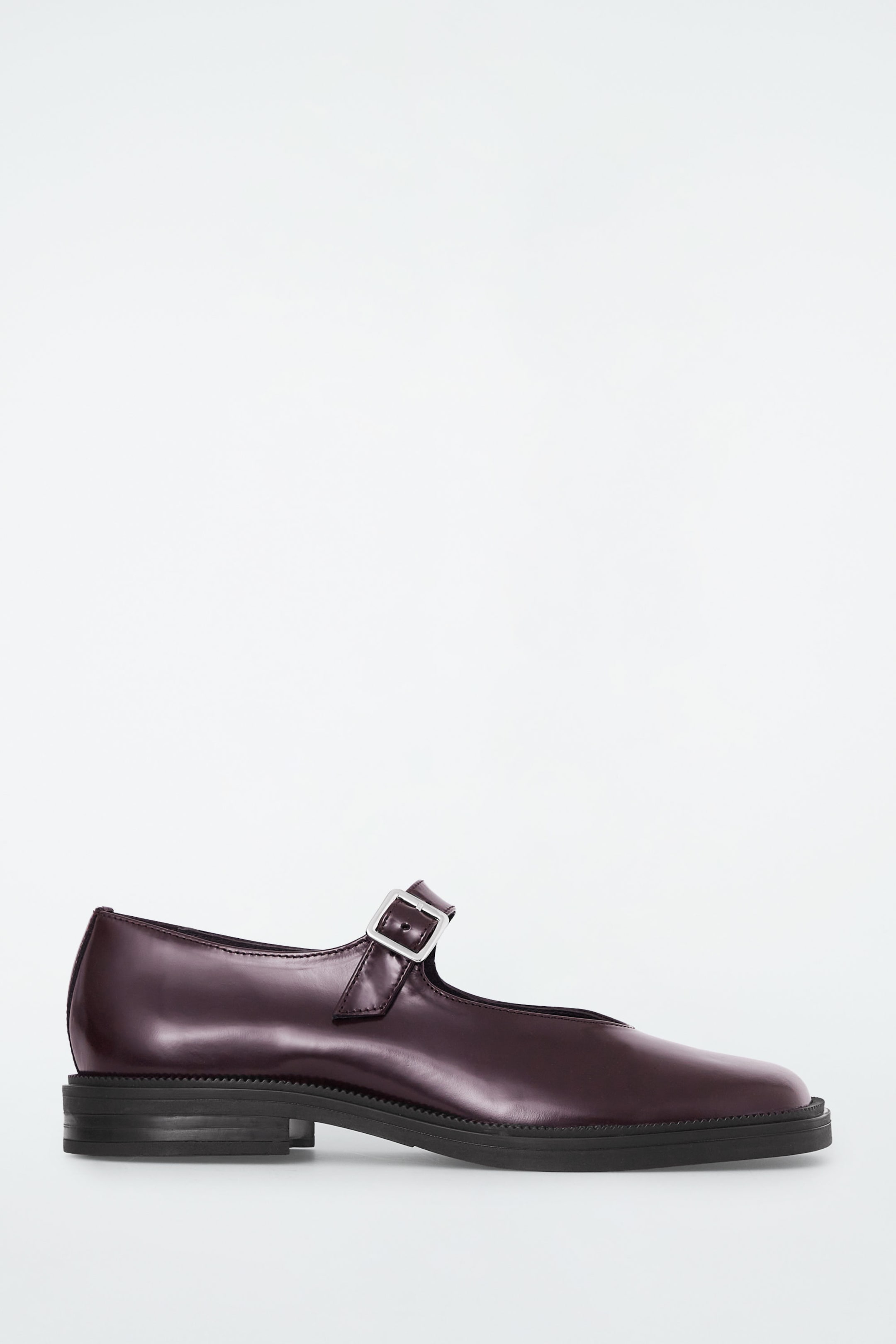 CHUNKY LEATHER MARY-JANE SHOES