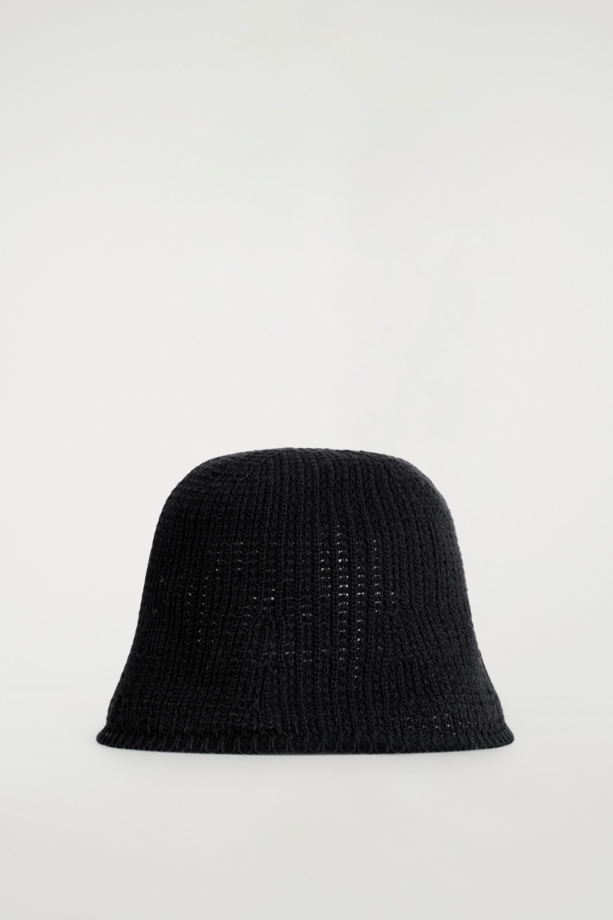 OPEN-KNIT BUCKET HAT - BLACK | COS US