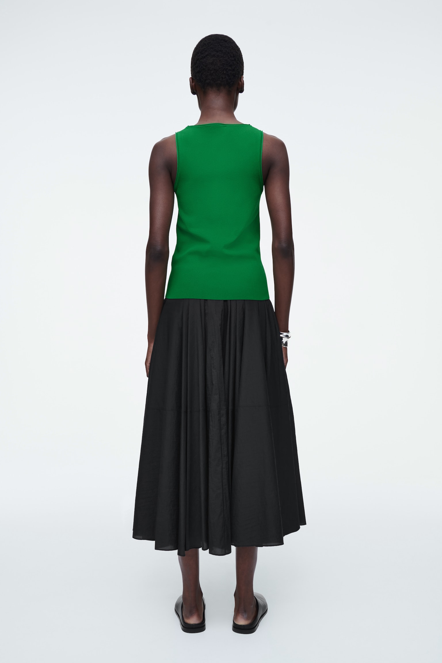 TOP DE TIRANTES DE PUNTO TUBULAR - VERDE/NEGRO/MARFIL - 3