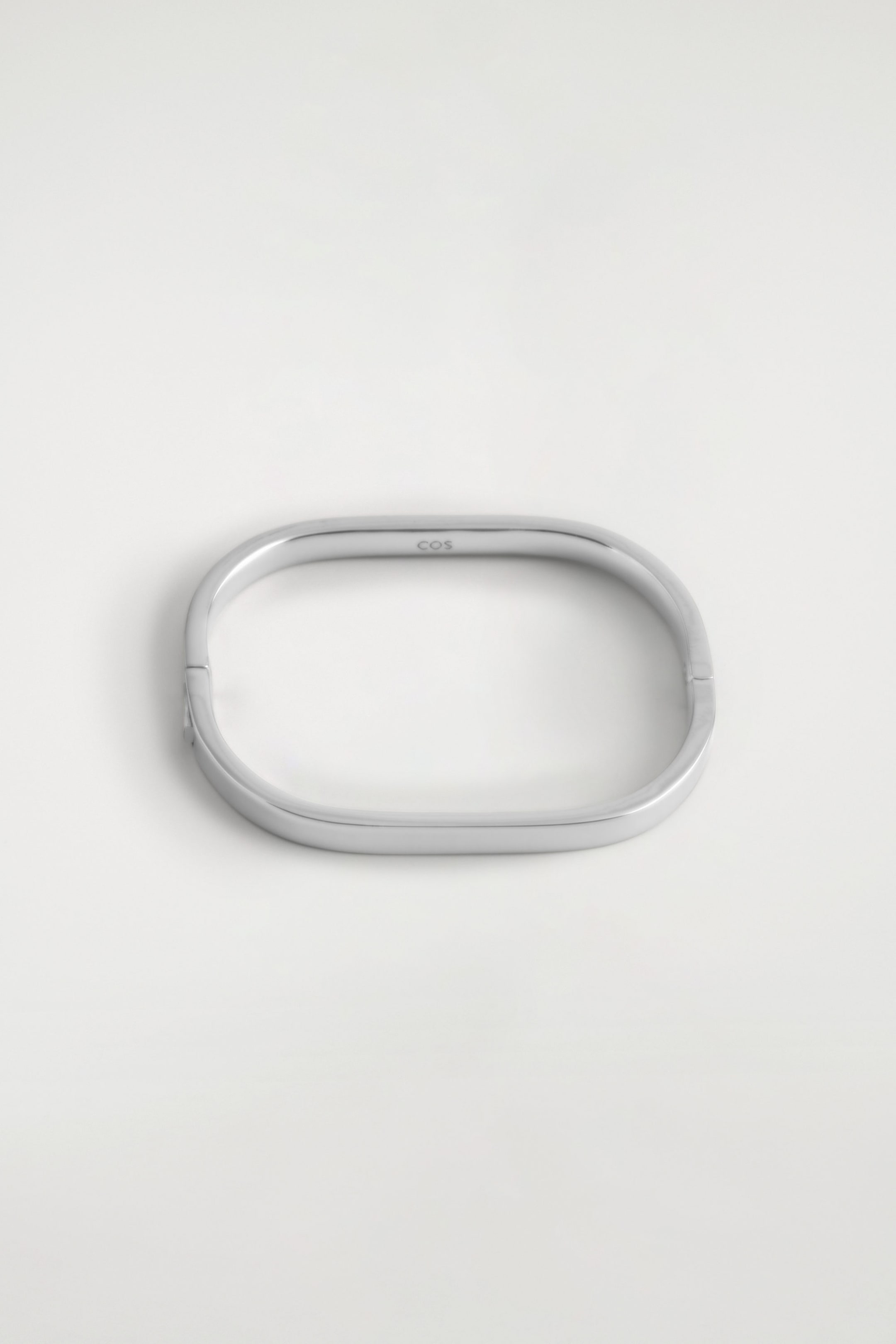 CURVED RECTANGULAR BANGLE