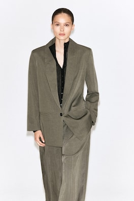 FLUID SHAWL-COLLAR BLAZER — DARK BEIGE 2