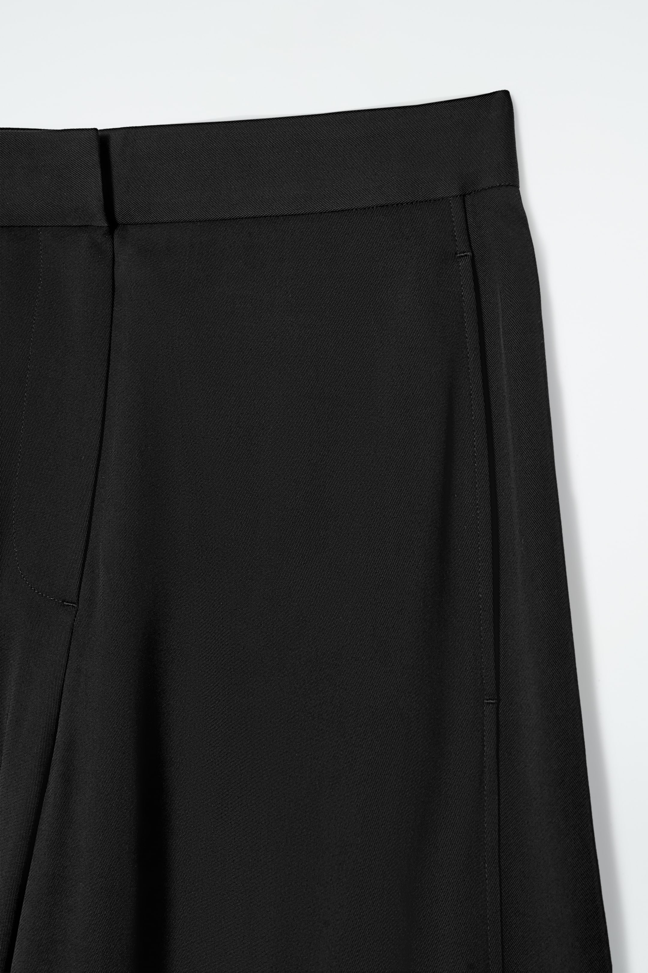 Zobraziť väčší obrázok: Pružné nohavice s širokými nohavicami - ČIERNA - ŽENY | H&M SK 6