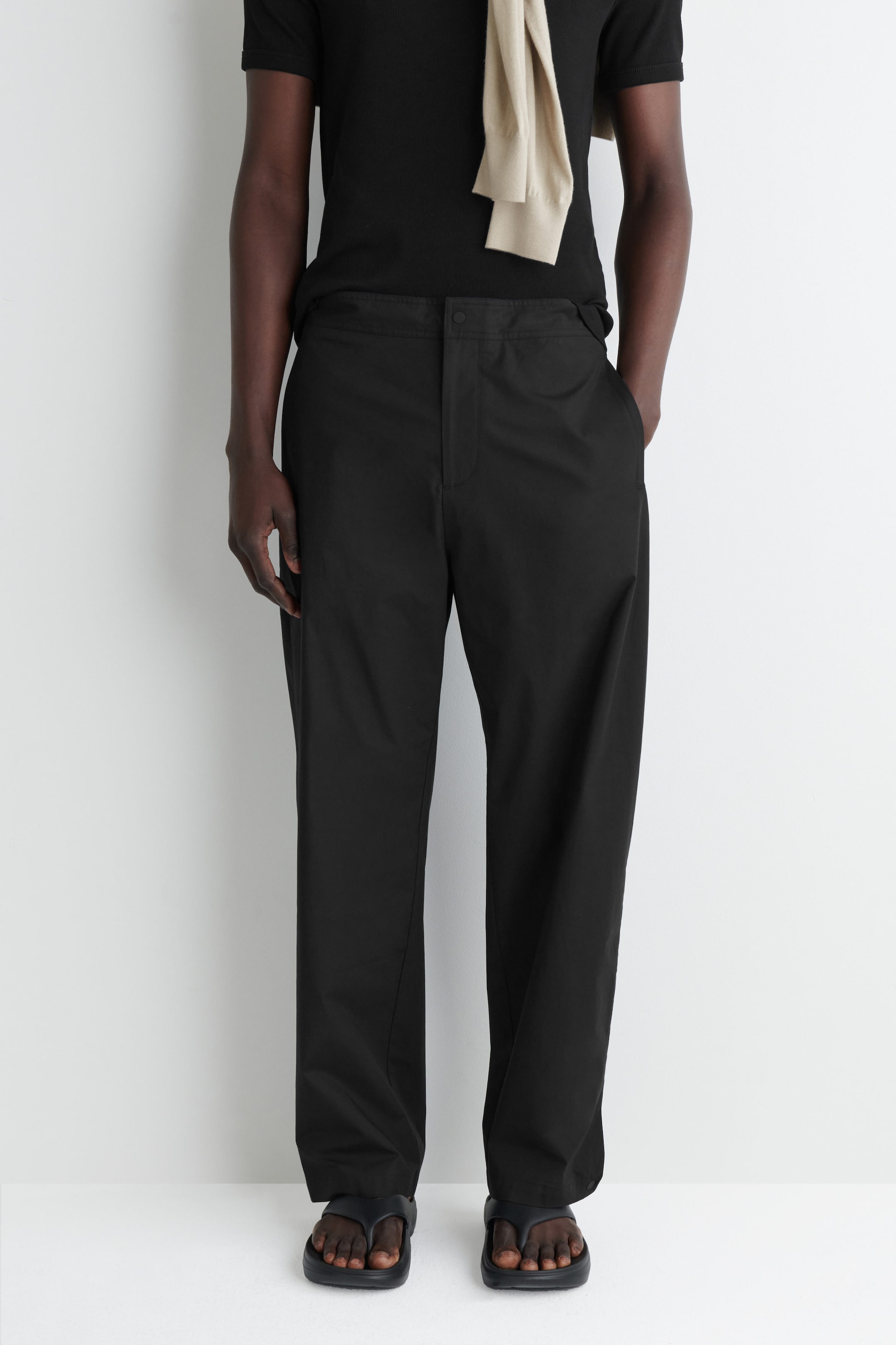 COTTON BARREL-LEG PANTS