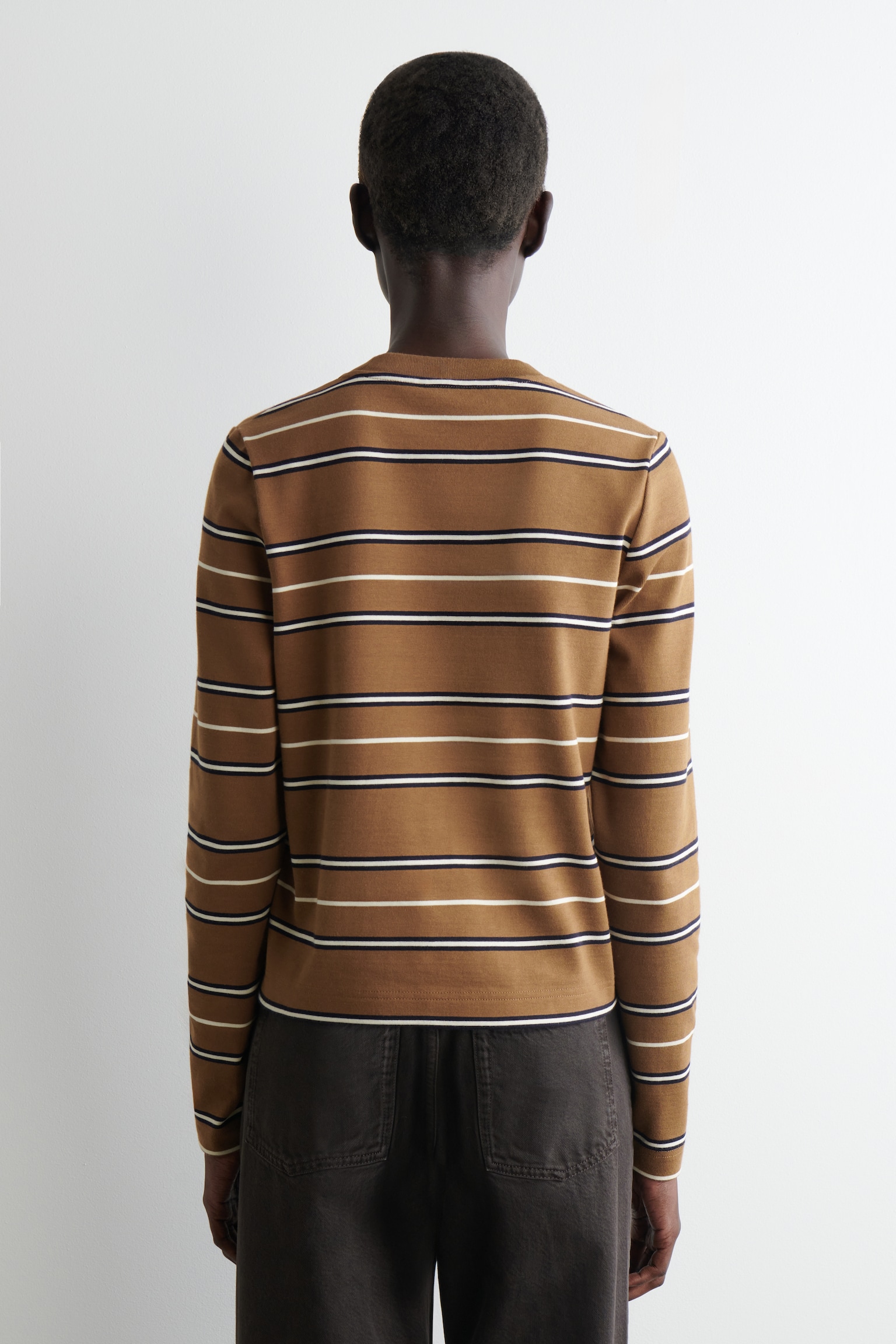 TRICOU CU MÂNECI LUNGI, TĂIETURĂ CLASICĂ - BROWN / STRIPED/BLEUMARIN / CU DUNGI/ALBASTRU DESCHIS/ALB / MARO/white/BLACK/BEJ / NEDĂPĂCIT/ECRU / BLEUMARIN / MARO / CU DUNGI - 6