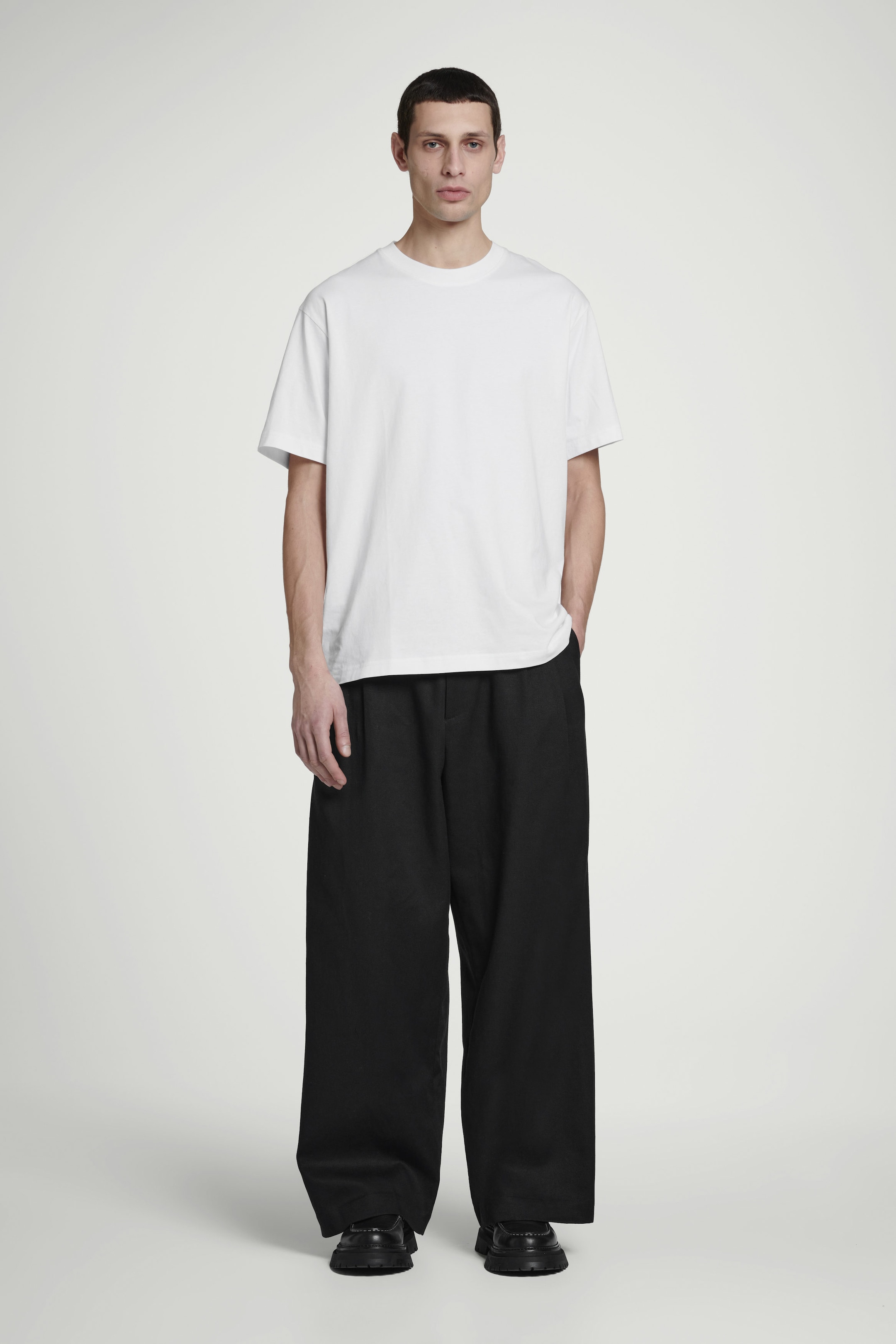 SLOUCHED T-SHIRT
