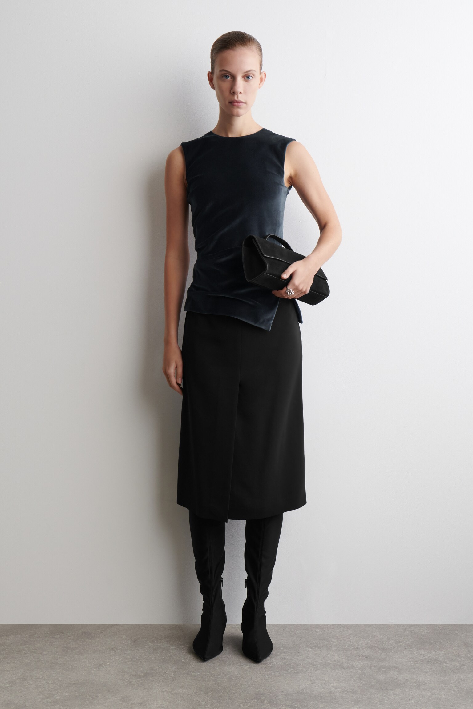 ASYMMETRIC VELVET TOP - NAVY/DARK BROWN - 3