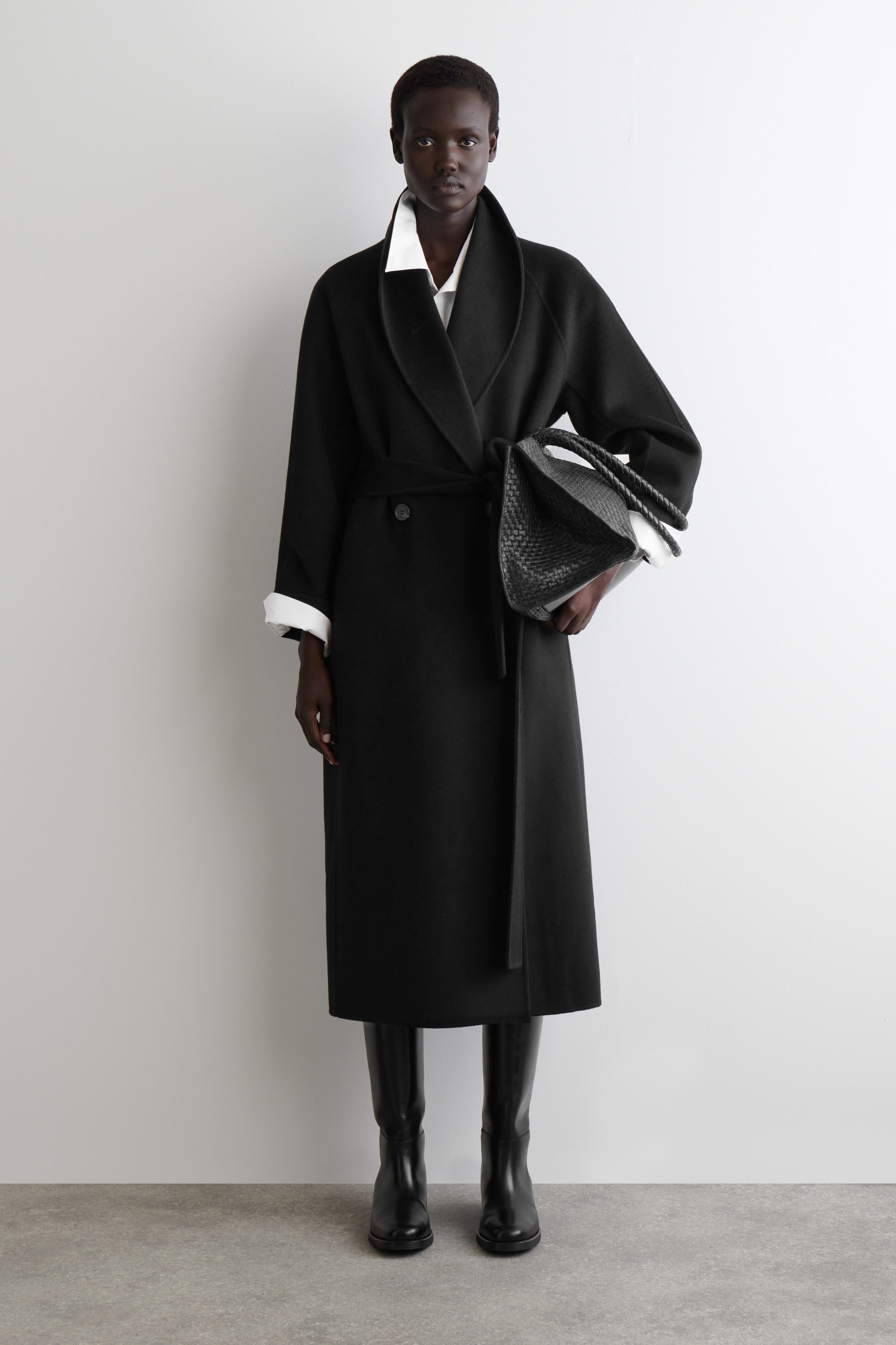 BELTED DOUBLE-FACED WOOL COAT - BLACK | COS