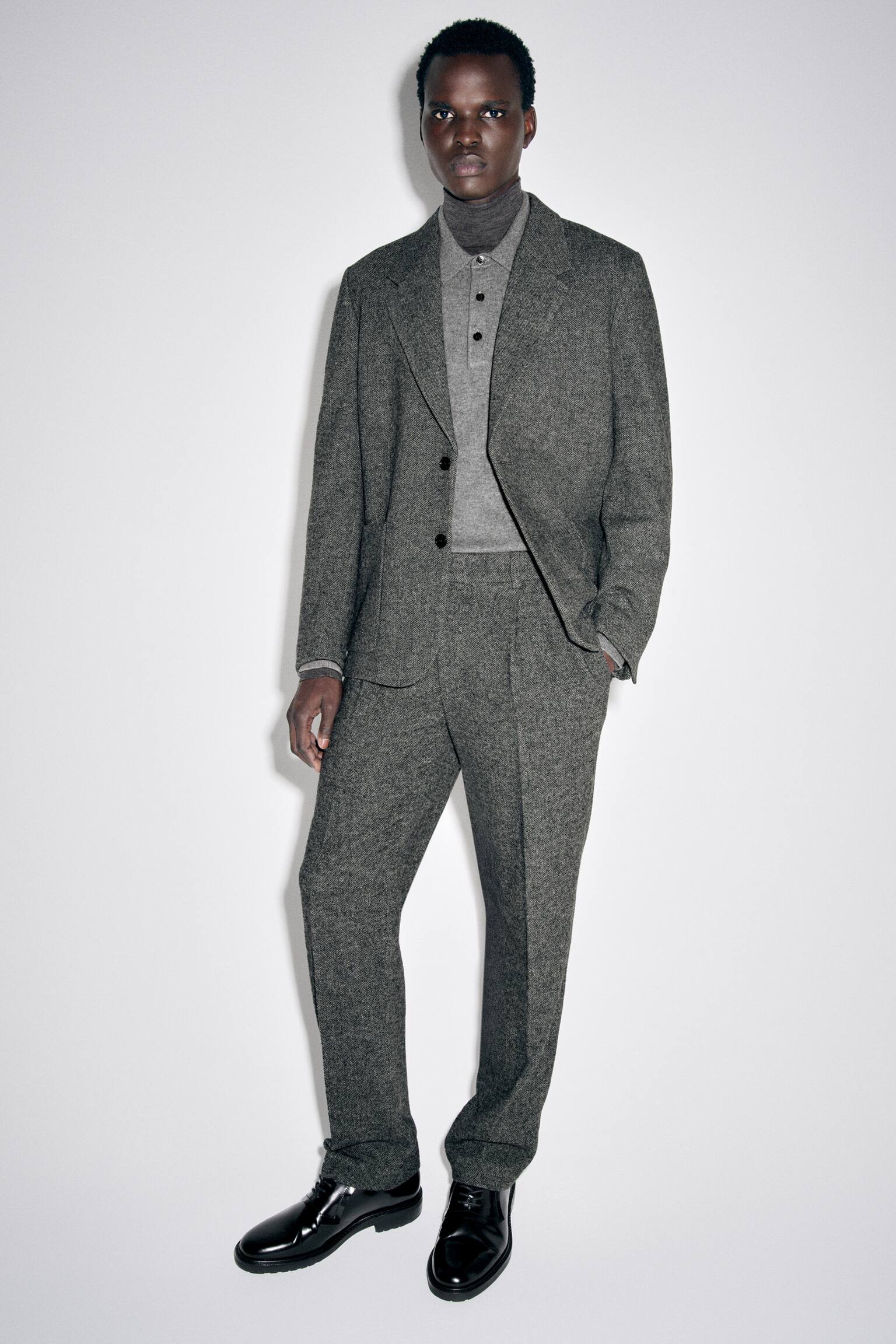 מכנסי צמר עם רגל ישרה בדוגמת הרינגבון - חאקי כהה - 4