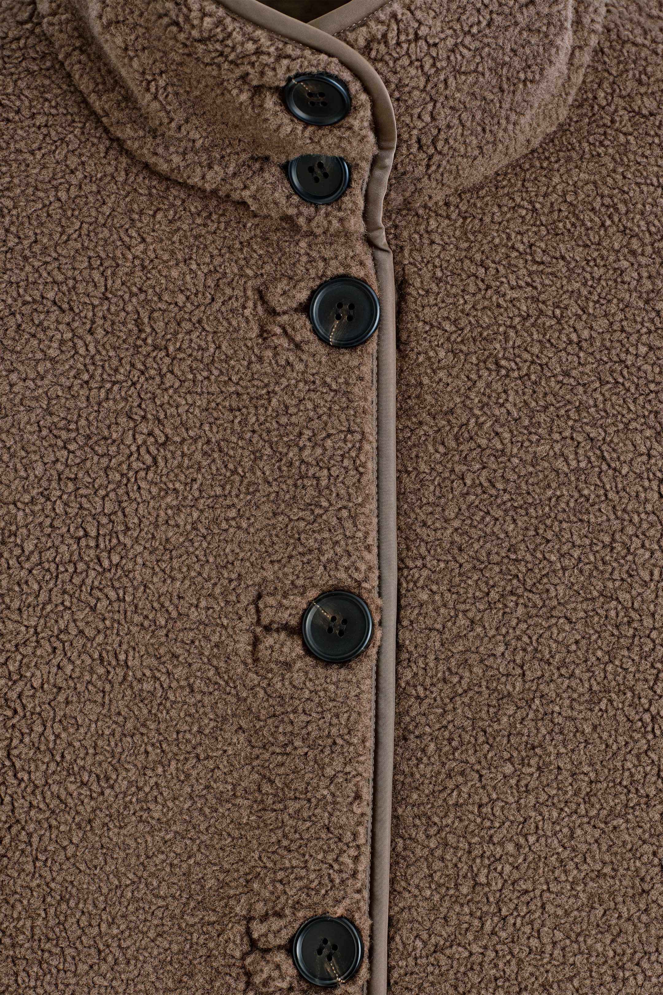 StillMedia/DescriptiveDetail