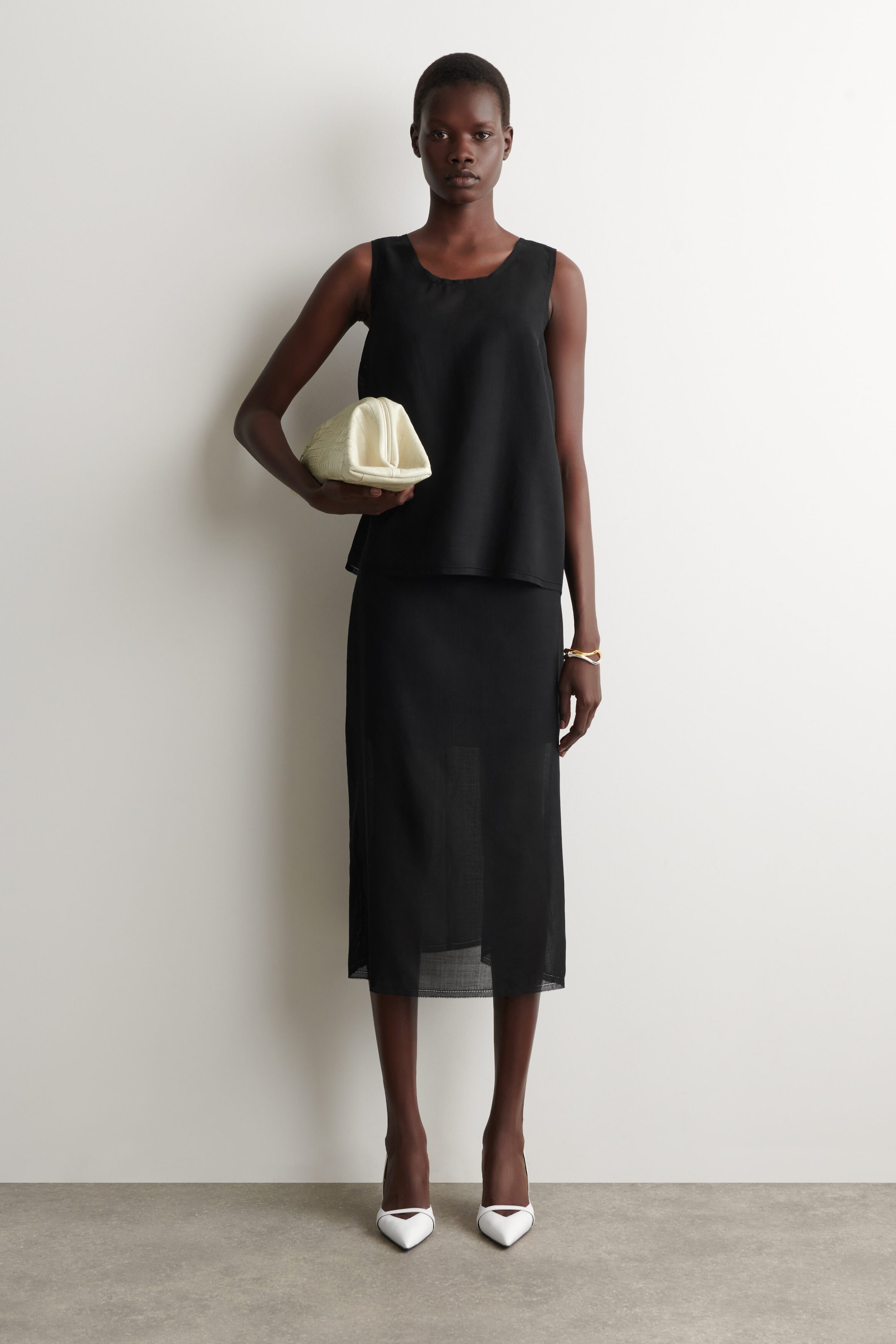 STRAP-DETAIL LEATHER PUMPS