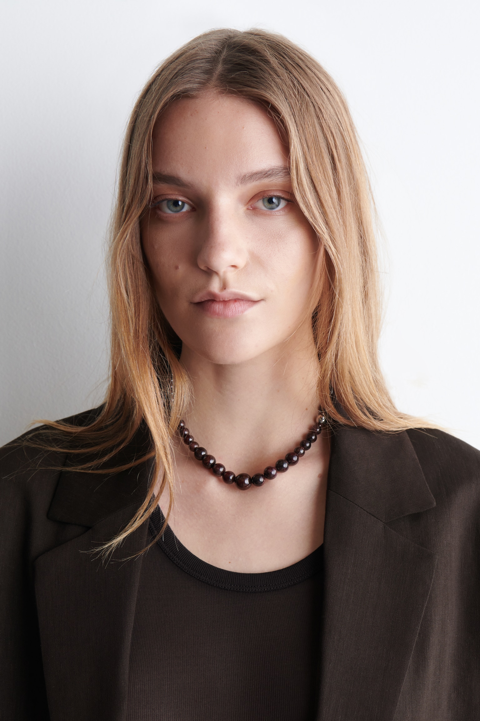 COLLIER PERLÉ DE GRENAT - BRUN FONCÉ - 1