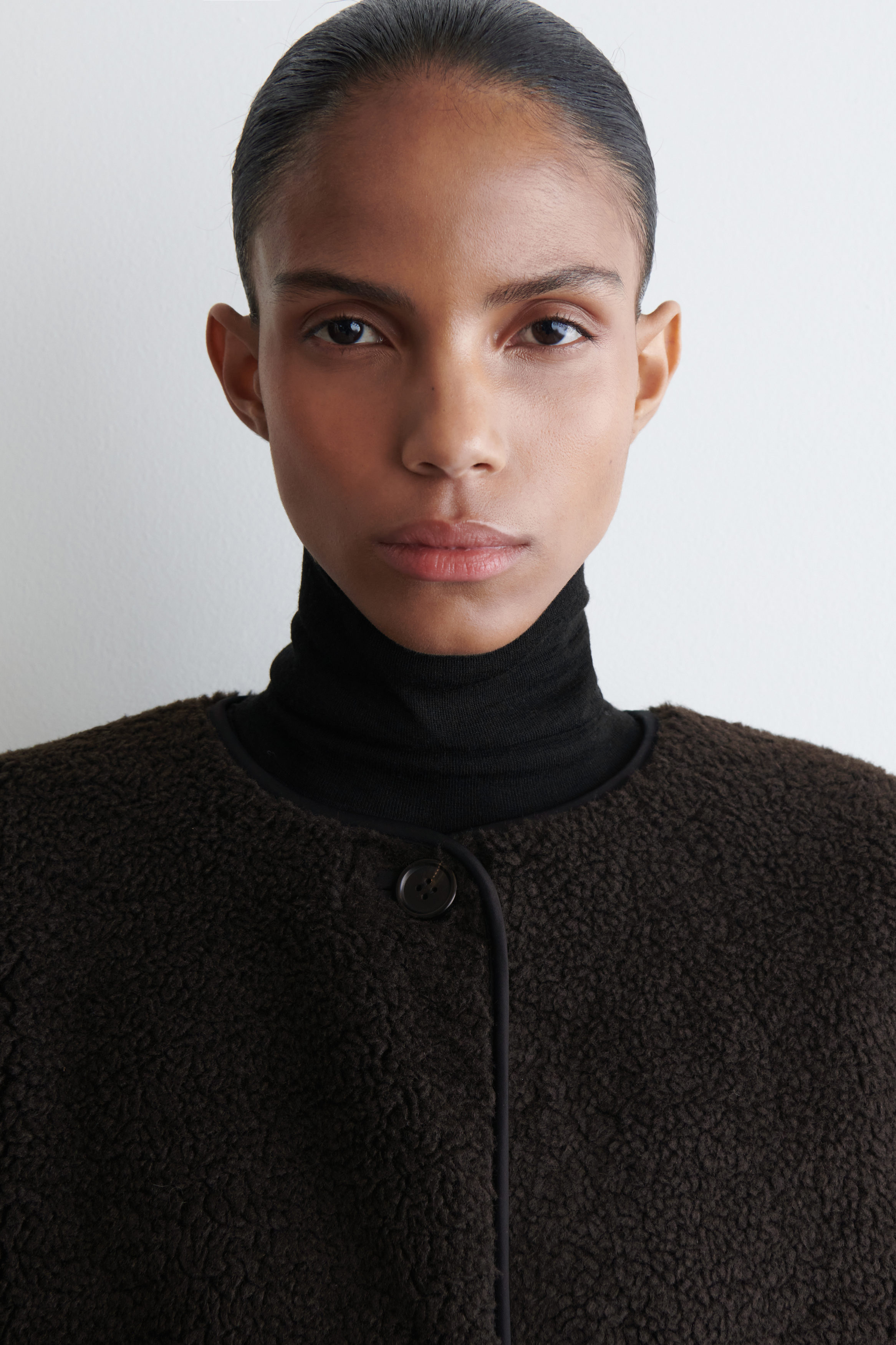 LONGLINE TEDDY JACKET - DARK BROWN | COS US
