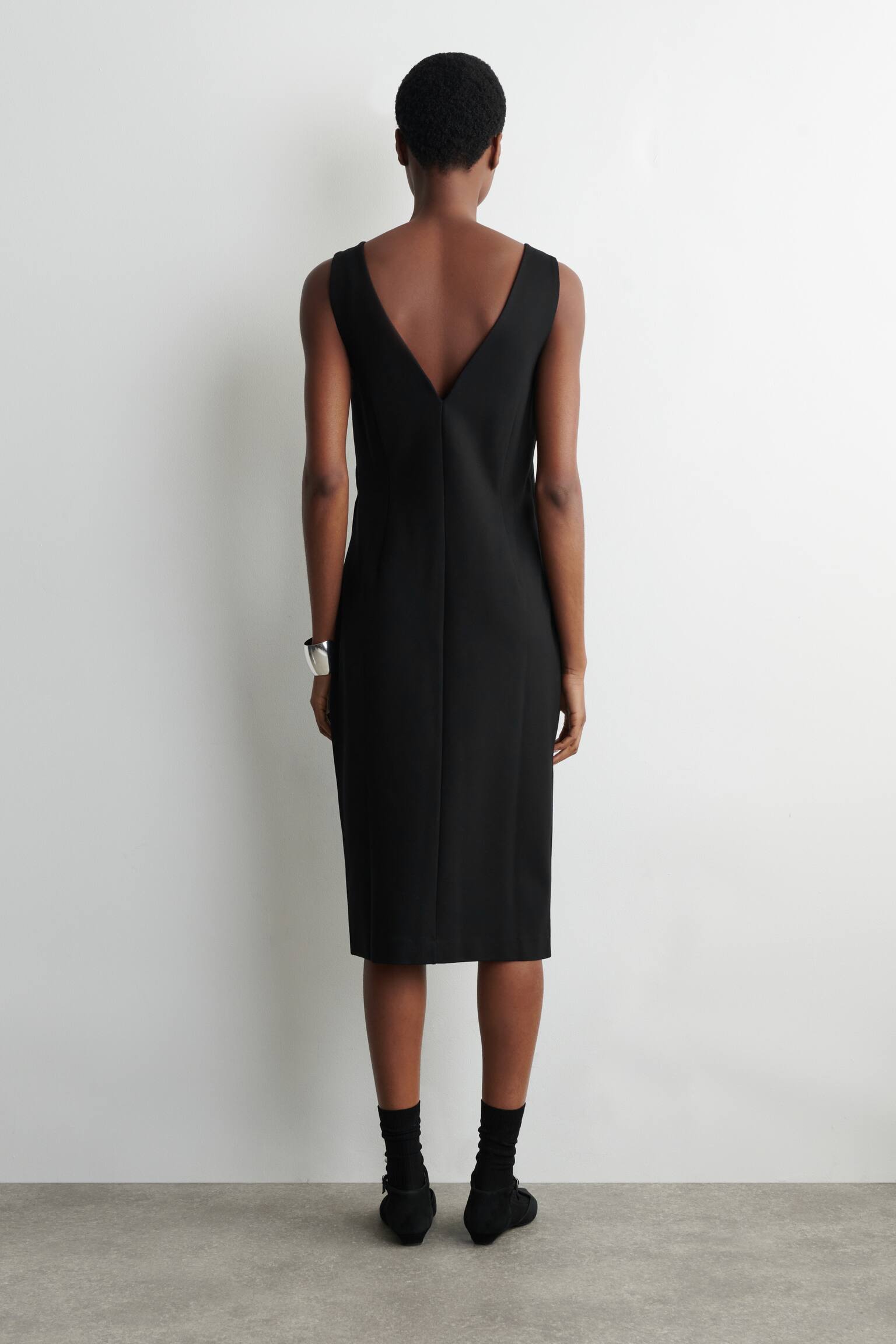 ROBE MIDI PORTEFEUILLE À ENCOLURE EN V - NOIR/ROUGE PROFOND - 6