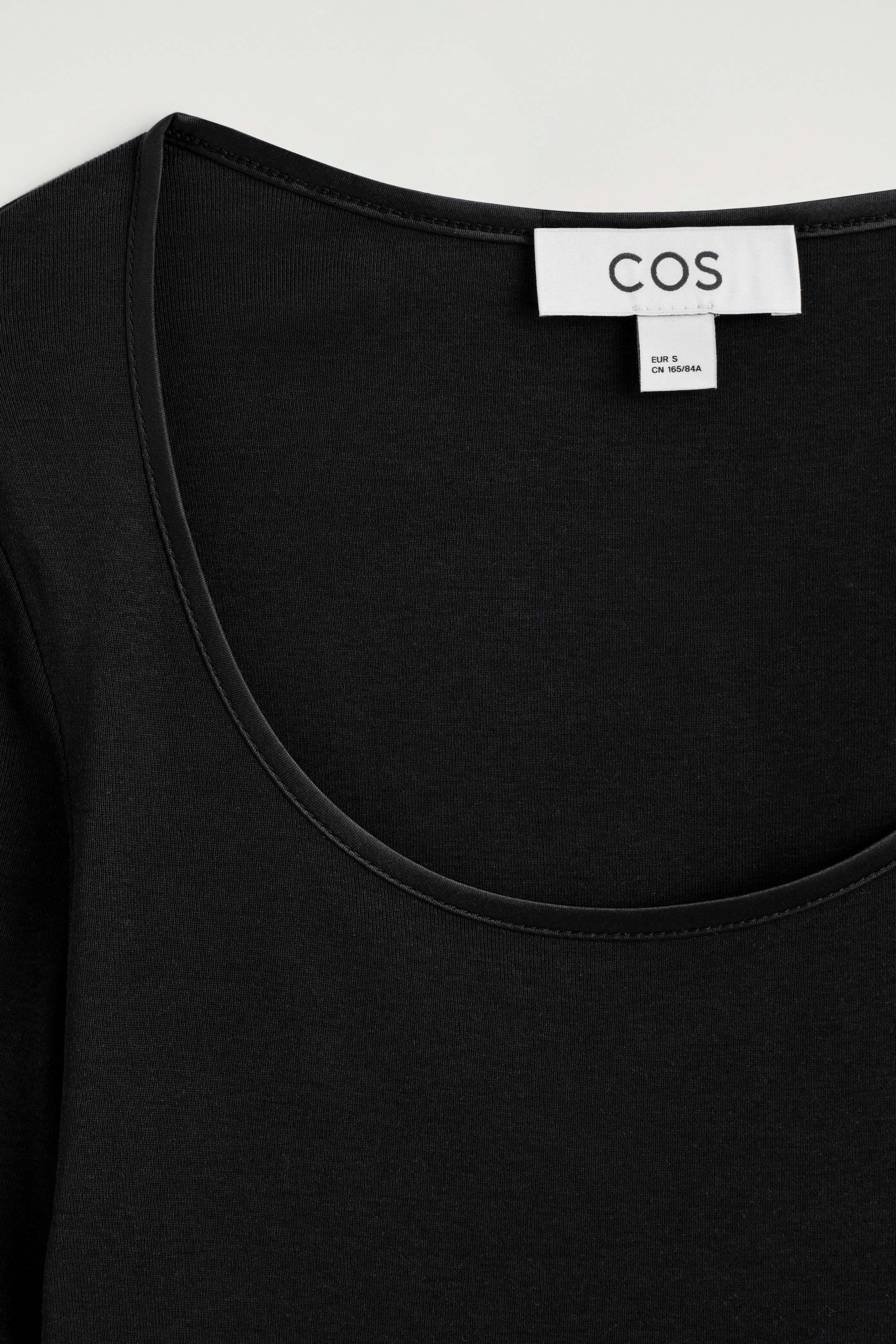 StillMedia/DescriptiveDetail