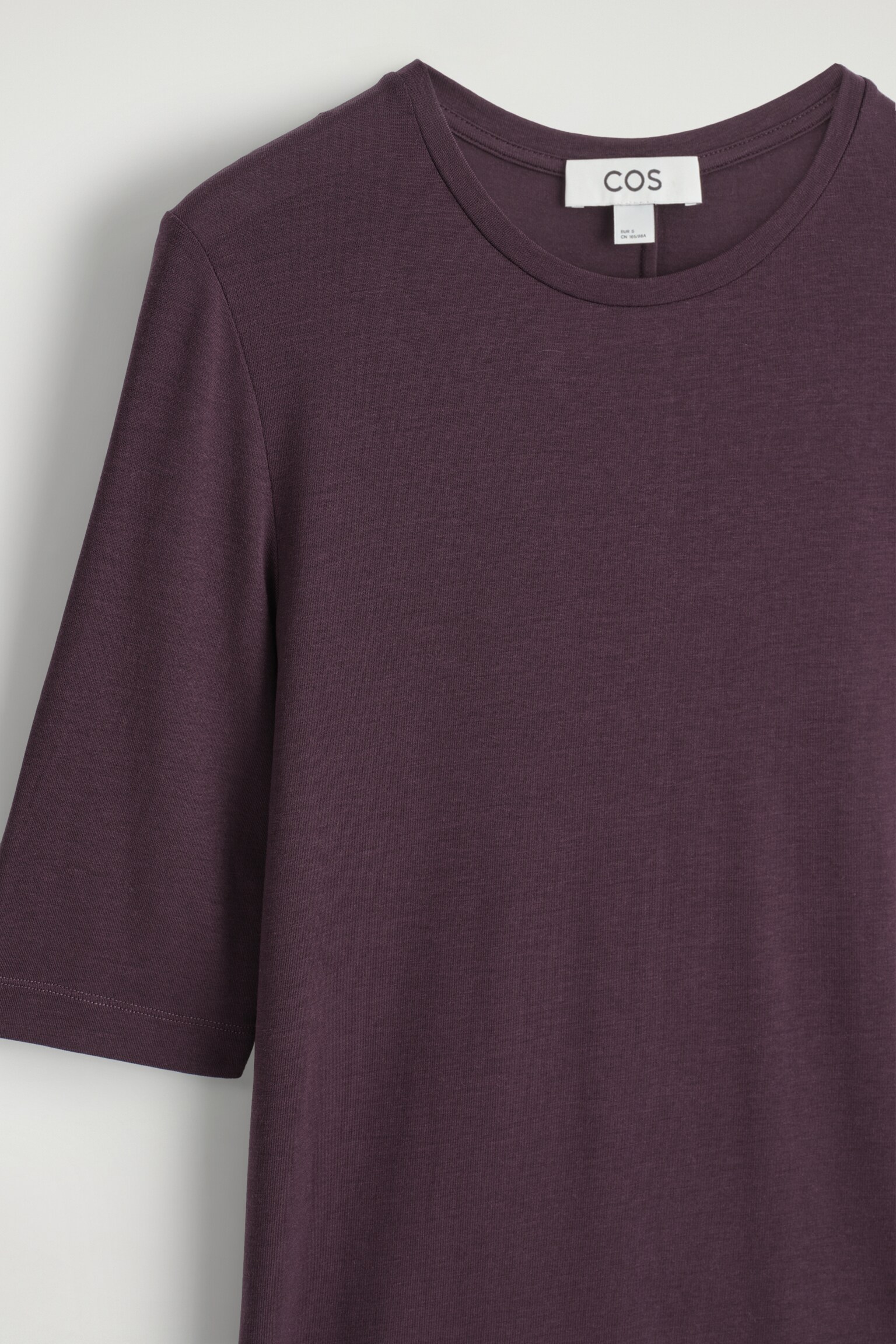LEICHTES, SCHMAL GESCHNITTENES T-SHIRT - BURGUNDERROT/HELLBEIGE MELIERT/HELLROSA - 7